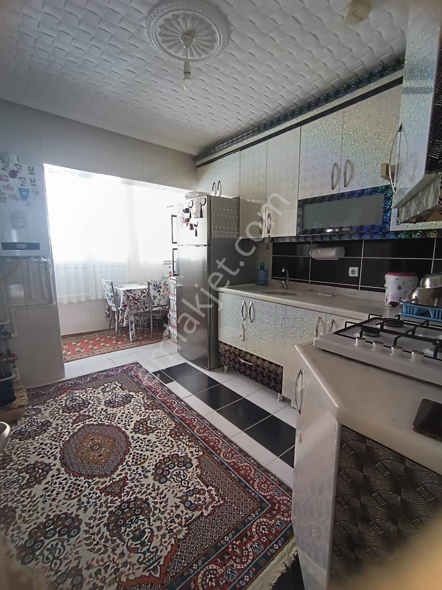 Yılmaz Gayrimenkulden Ful Yapılı 2 Ara Kat 3+1 Yenı Bına Pınarbası Mah 120 Metre Kare