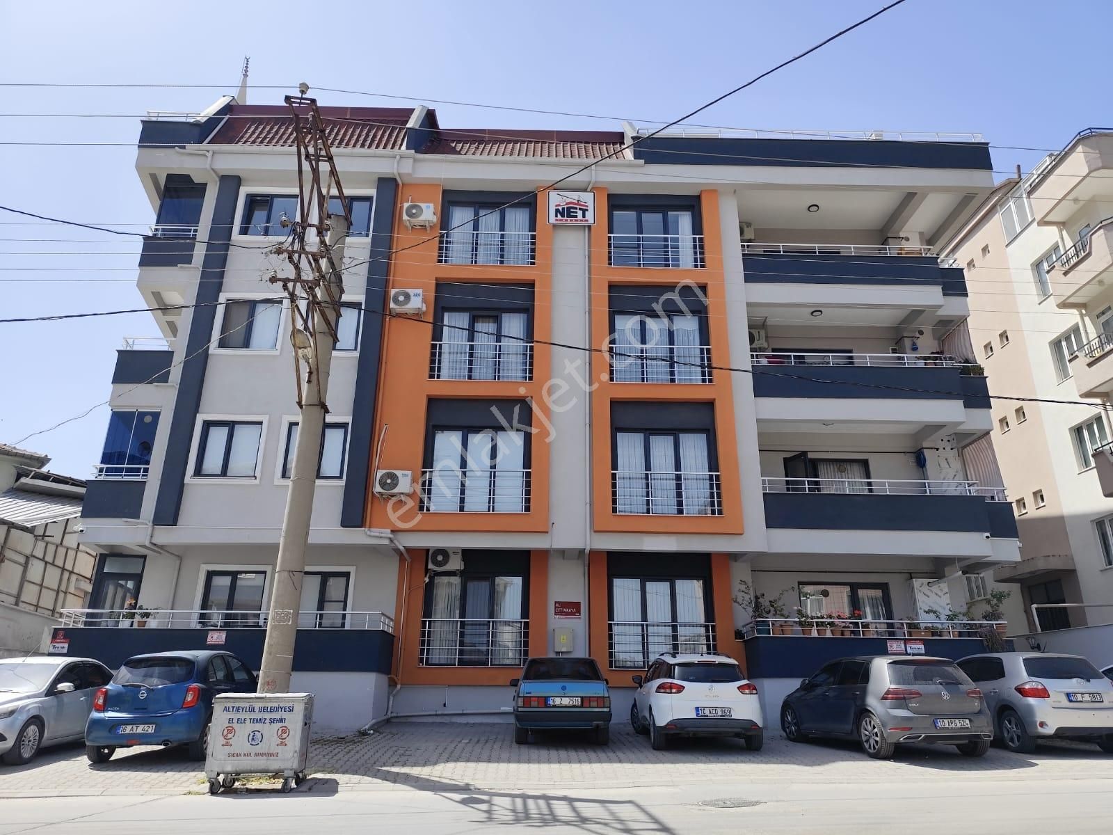 Elfi Den Sütlüce Mah.satılık 2+1 Daire