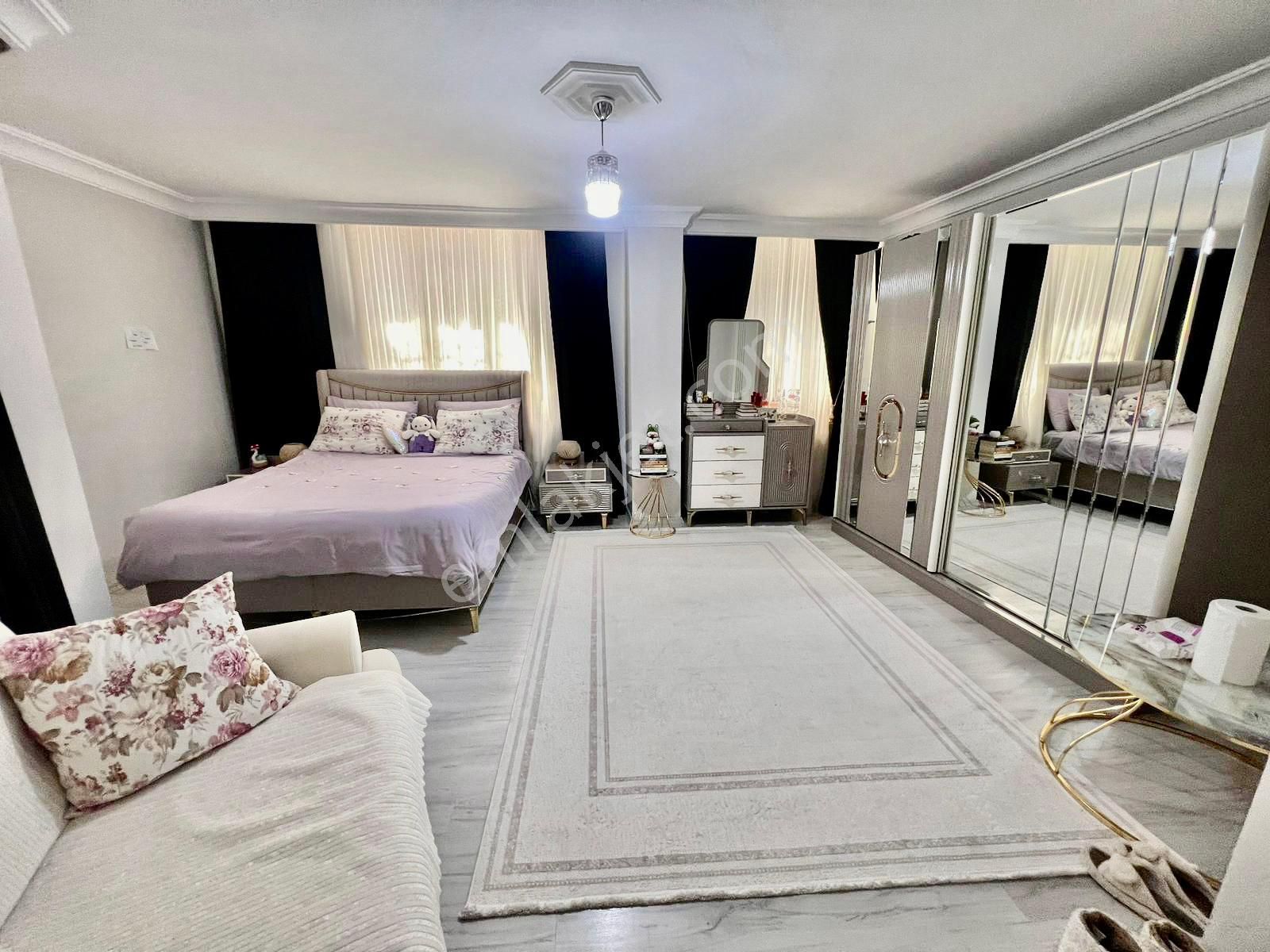 Erpay İnş.tan Zubeyde Hanım Mah Masrafsiz 80m2 1+1 Kot 1 Daire