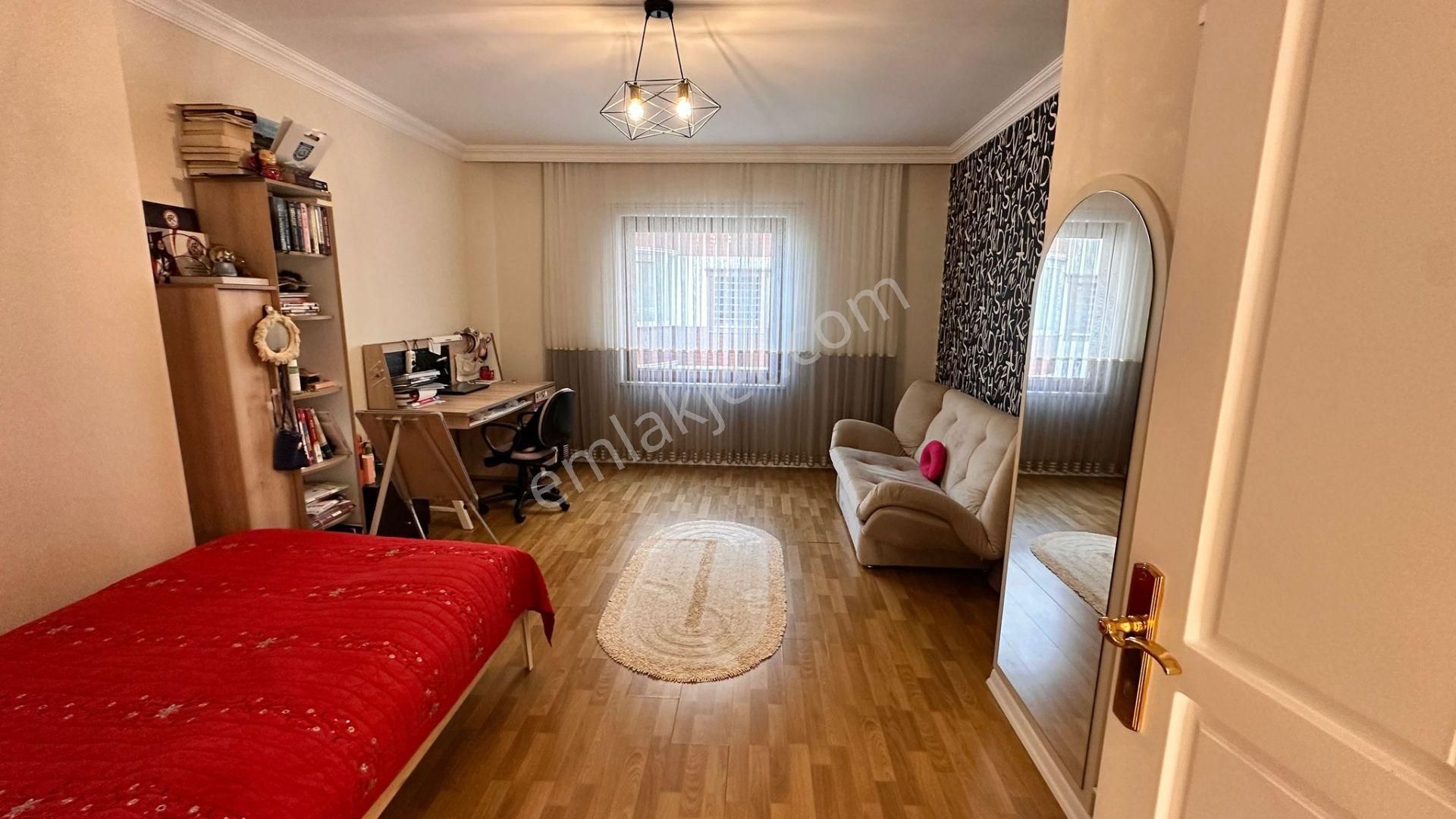 Trabzon 2 Nolu Beşirlide Satılık 4+1, 380 M2 Saray Gibi Daire - Görsel 18