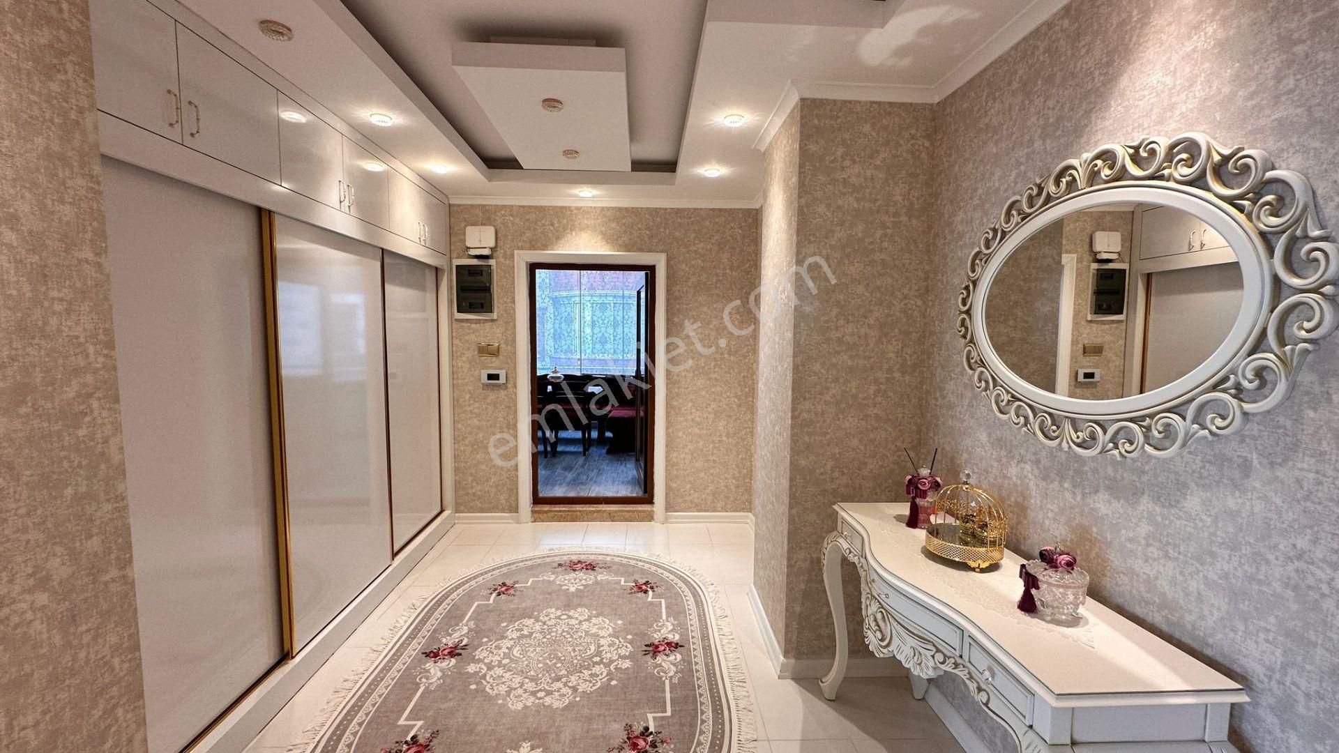 Trabzon 2 Nolu Beşirlide Satılık 4+1, 380 M2 Saray Gibi Daire - Görsel 12