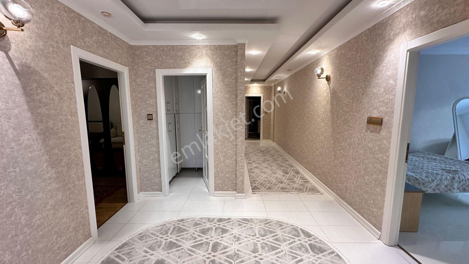 Trabzon 2 Nolu Beşirlide Satılık 4+1, 380 M2 Saray Gibi Daire - Görsel 16