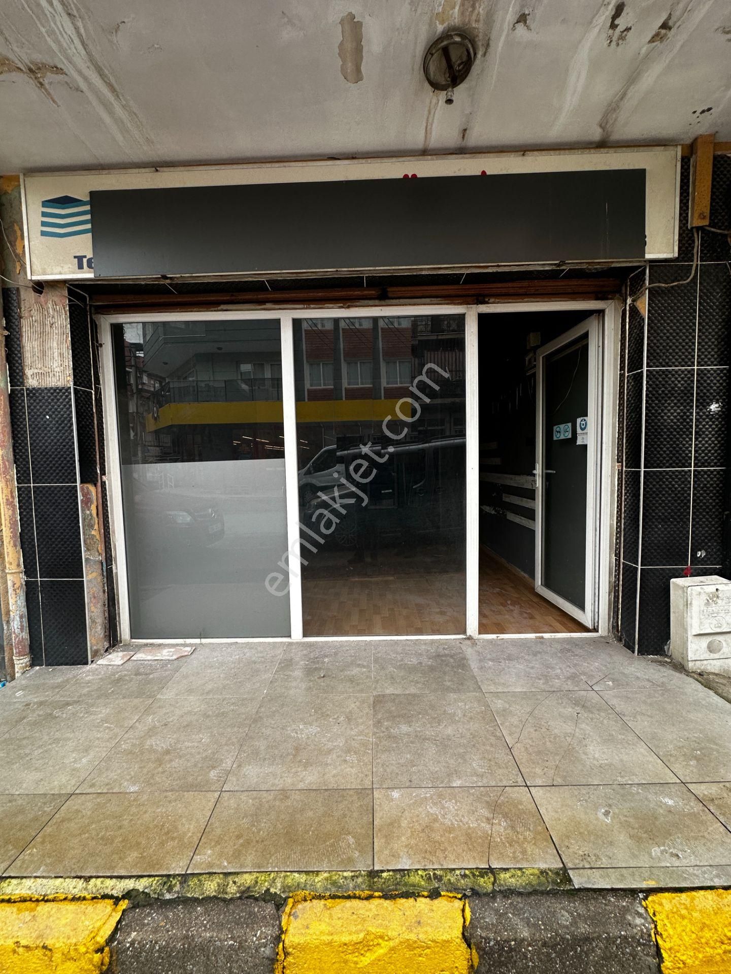Çalışkan__dan Yunus Emre Mahallesi Cadde Üstü 65 M2 Kiralık Dükkan