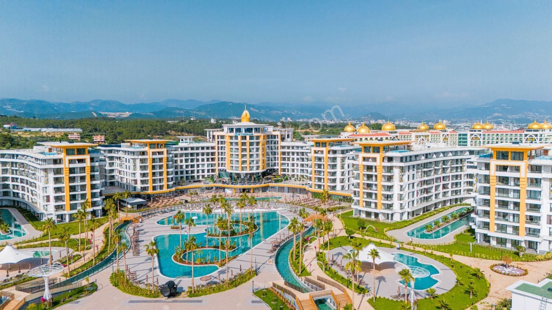 Alanyanın En İyisi 1+1 Satılık Ful Lüx Kompleks Muhtelşem Daire