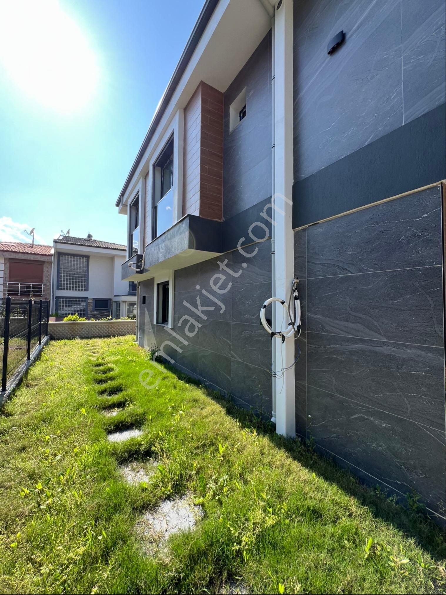 Kuşadası Güzelçamlı’da Satılık 3+1 140m2 Müstakil Villa - Görsel 8