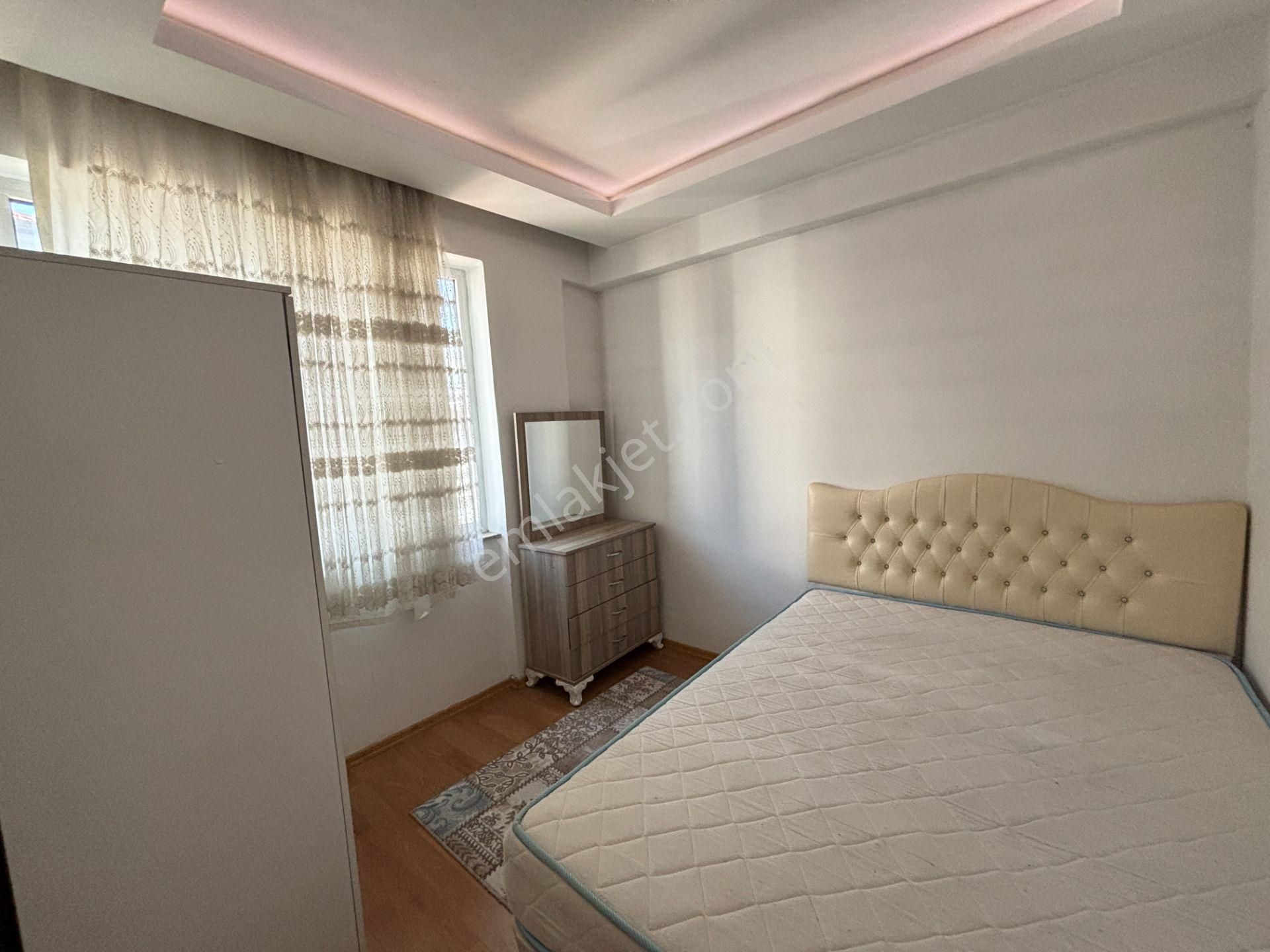 Coldwell Bankerden Fatih Mah.de Eşyalı Satılık 1+1 Daire