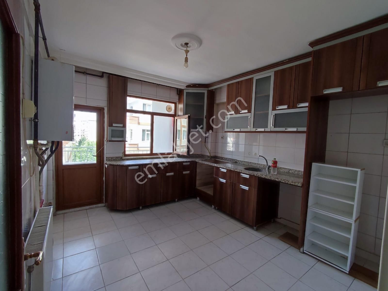 Huzurevleri Kudüs Camii Satılık 3+1 Daire