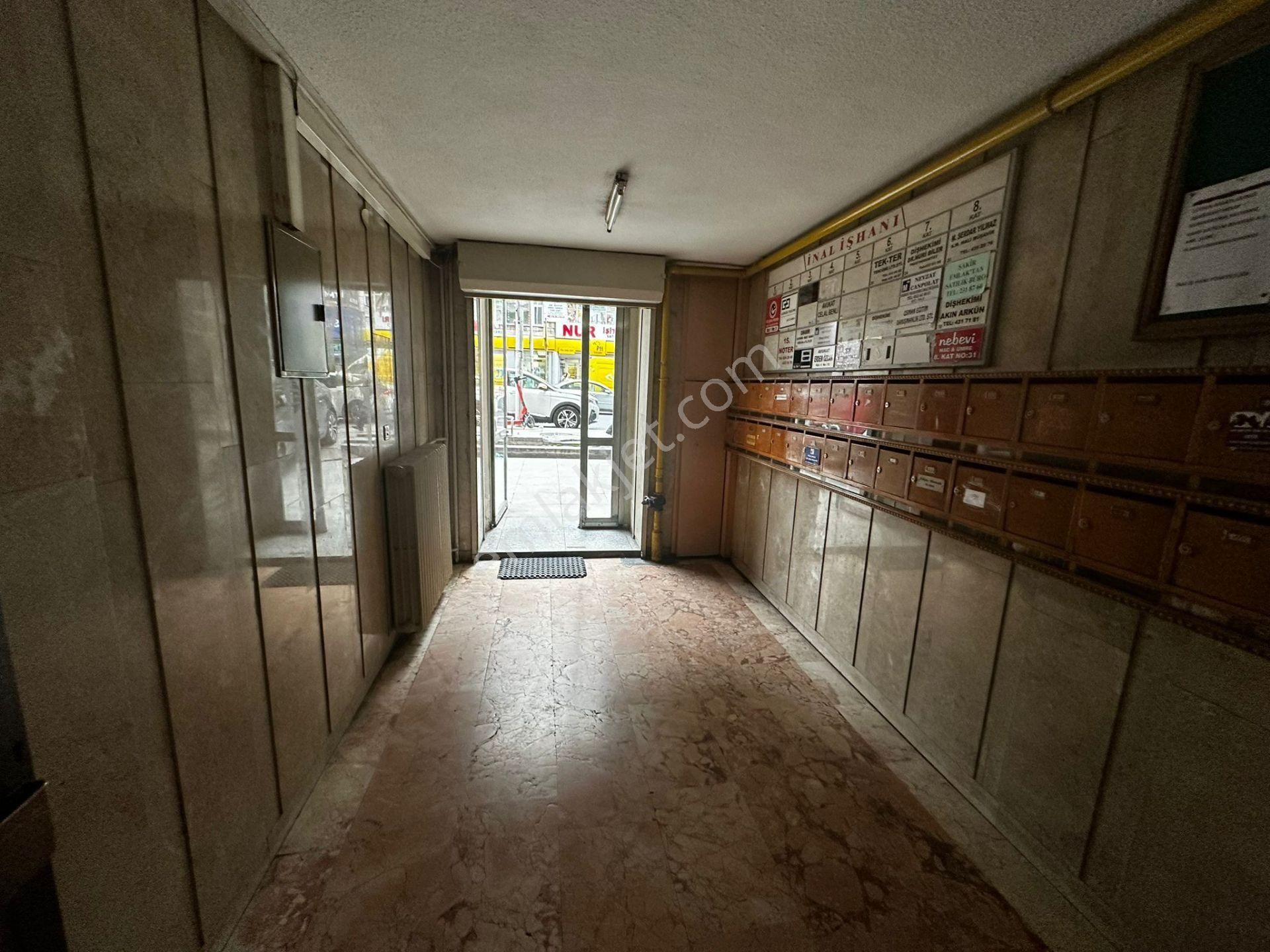 Çankaya Kızılayda Mithatpaşa Caddede 2+1 55 M² Asansörlü İş Yeri