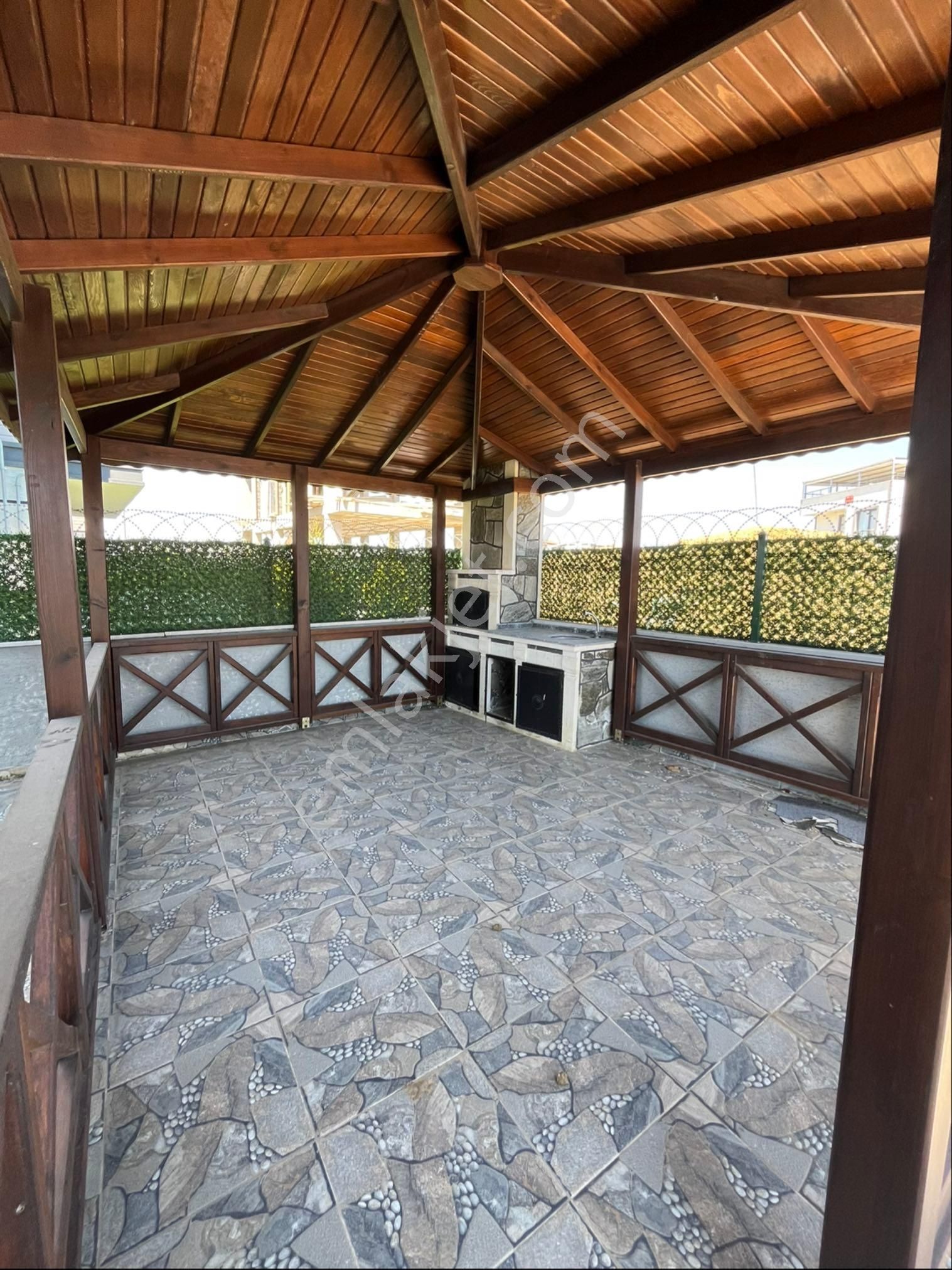 Ata Gayrimenkul,den Geniş Bahçeli 4+1 Ultra Lüks Villa - Görsel 7