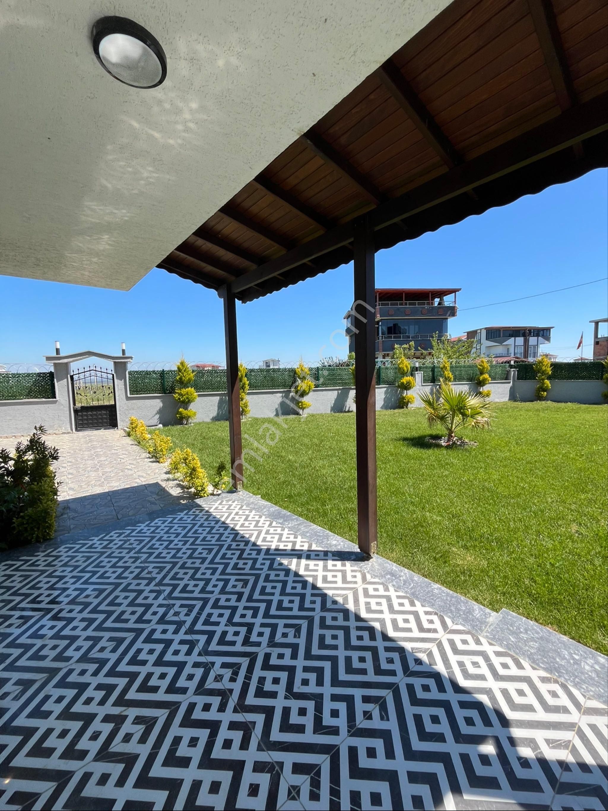 Ata Gayrimenkul,den Geniş Bahçeli 4+1 Ultra Lüks Villa - Görsel 9