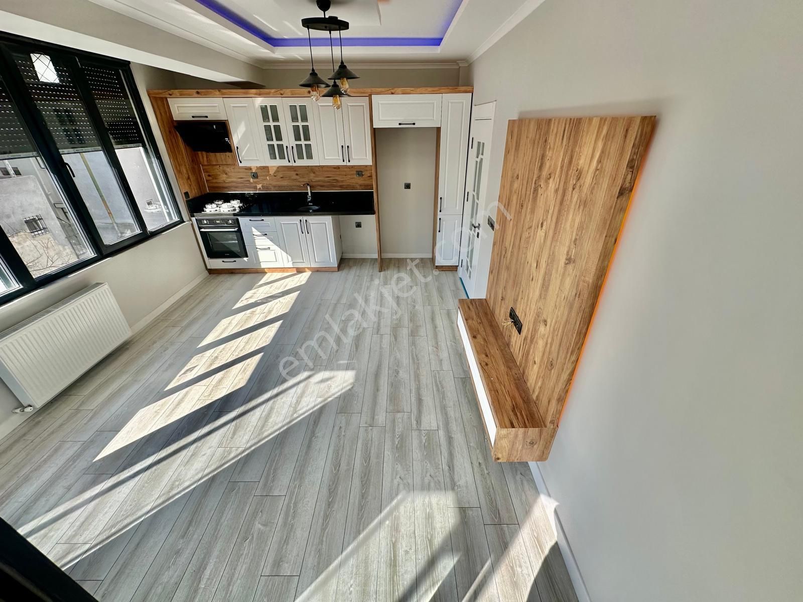 ⭐akçay Ay Emlak'tan⭐güre'de Muhteşem Konumlu Denize Sadece 250 Mt Arakat Satılık 2+1 Tasarım Daire