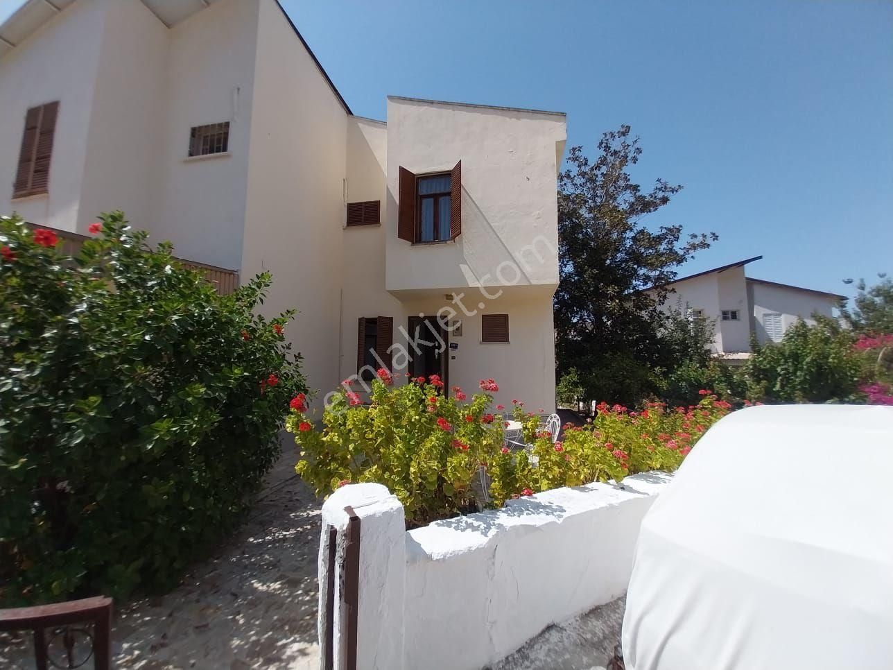 Aydın Kuşadası Güzelçamlı'da Satılık Yazlık