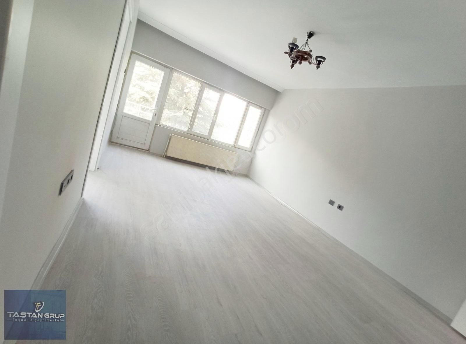 Yeni Restore Edilmiş, Geniş Kullanışlı