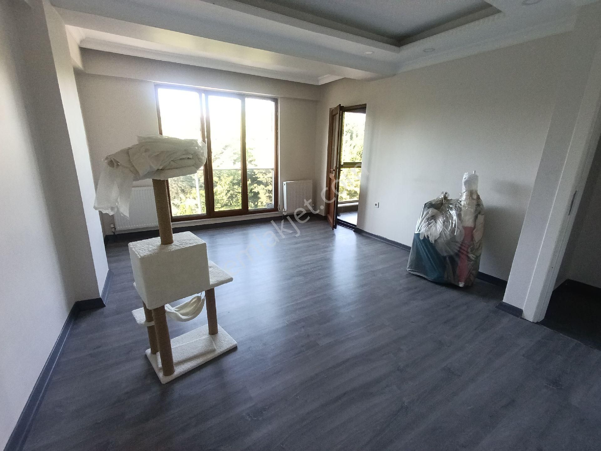 Nadir Emlaktan Kiralık 4+2 Dublex