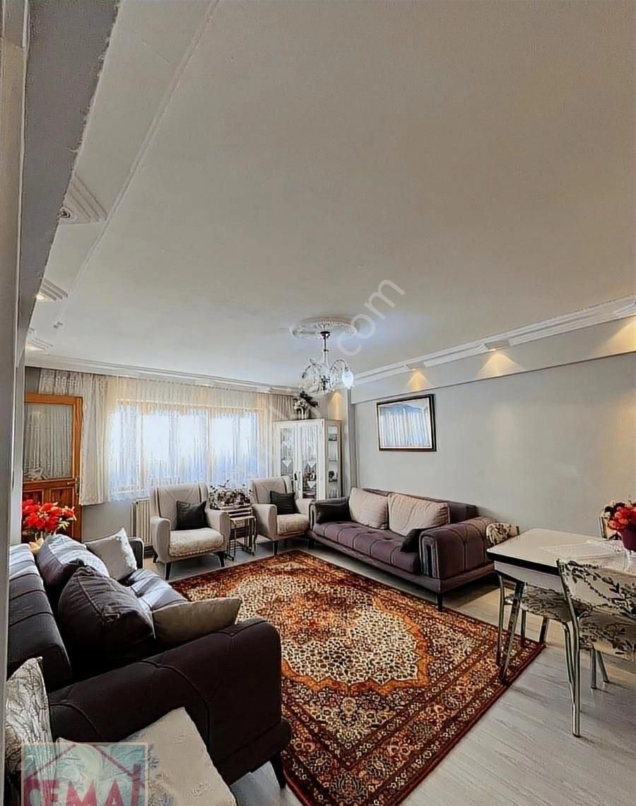 Cemal Emlak Bursa Yıldırım Beyazıt Cad.arkasi 3+1 Ara Kat Bakiml