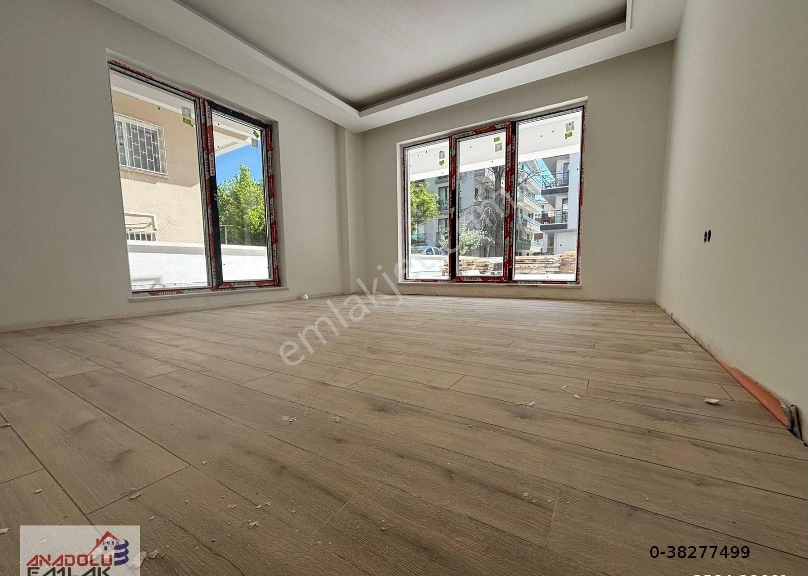 Bahçelievlerde Yeni Sıfır Binada 2+1 Bağımsız Mutfaklı Süper Lüx