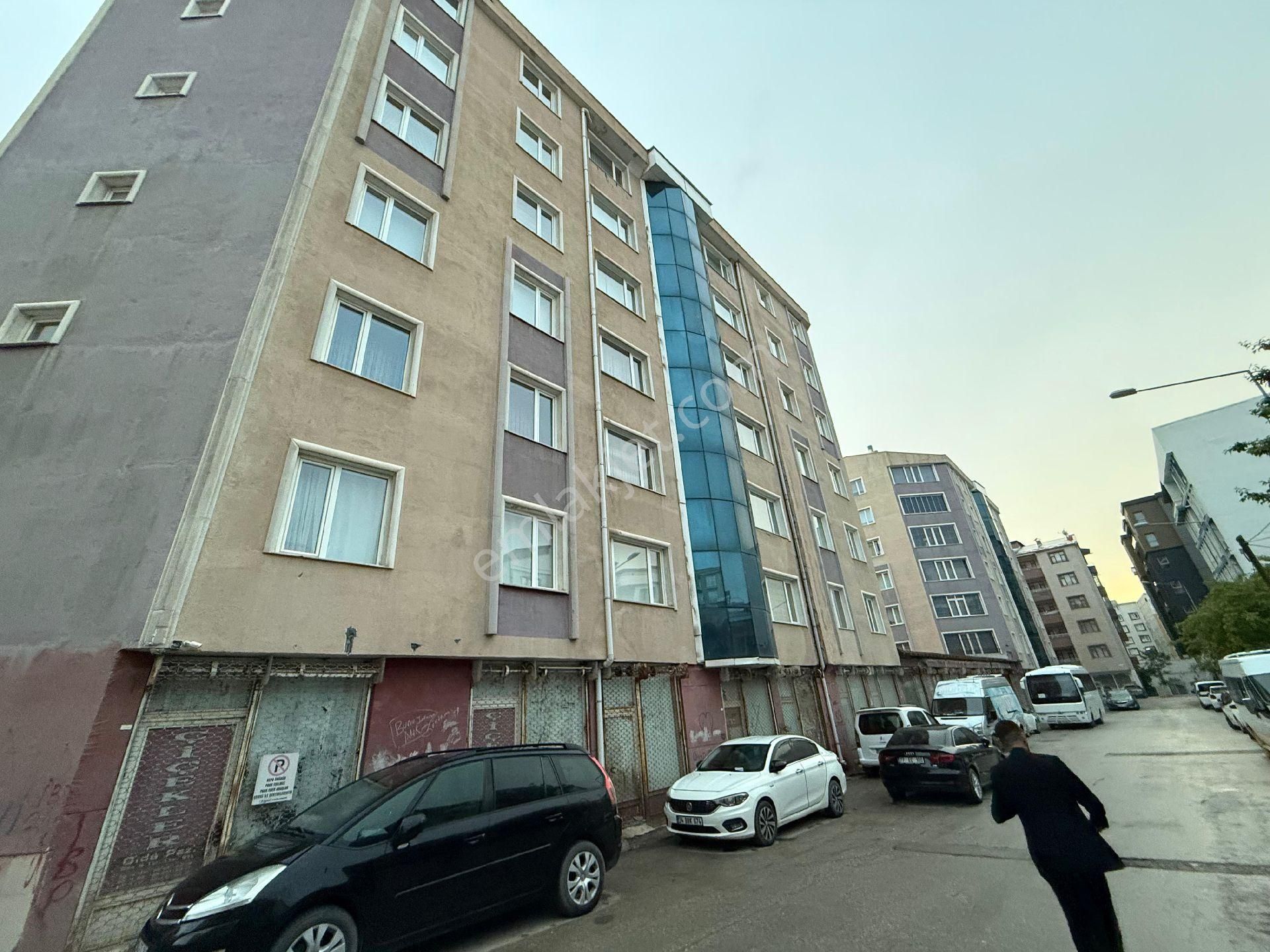 Çakı Yapı Emlaktan 4+1 Daire
