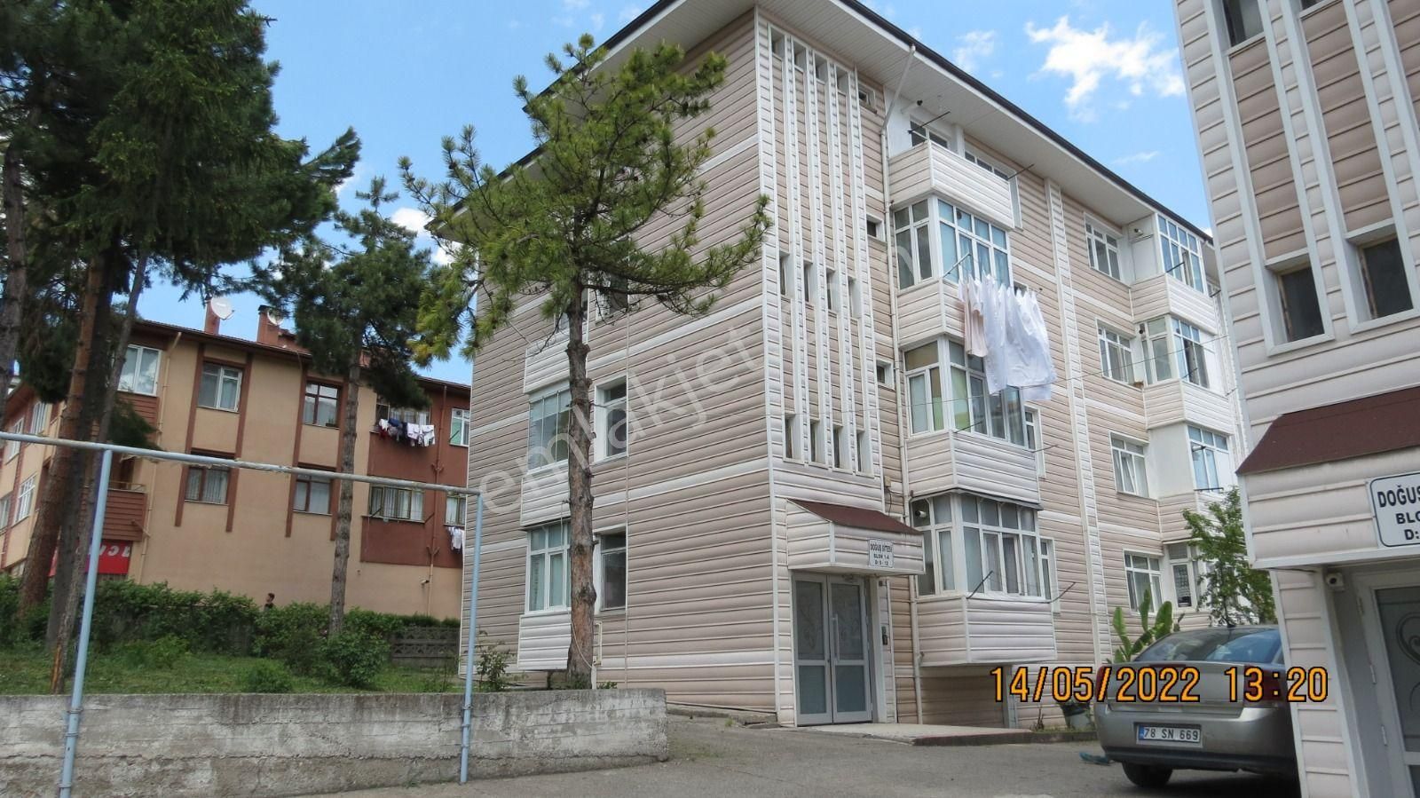 Baştan Emlaktan Karabük İli Safranbolu İlçesi Emek Emek Ortaokulunun Arkasında 3+1 Kiralık Daire