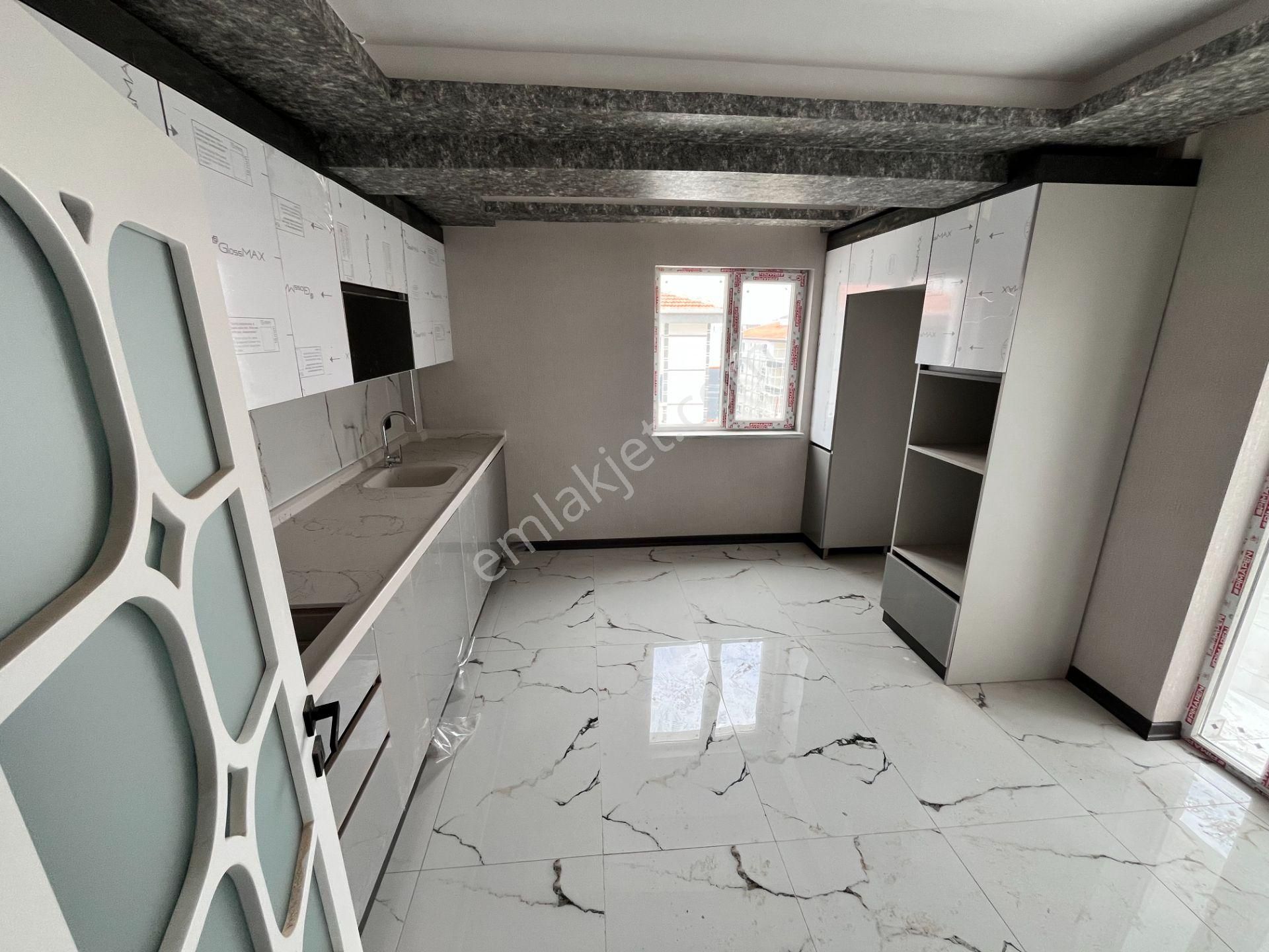 Newkent'den Merkezde Ara Katta 3+1 Çift Banyo Limitsiz Kredi !!