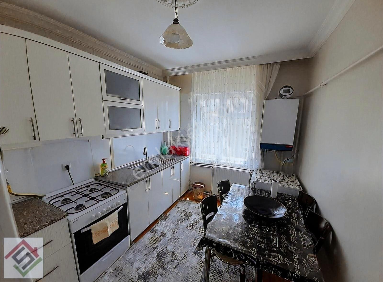 Sağlam'dan Ara Katta Doğu-güney-batı Cepheli Satılık 3+1 Daire