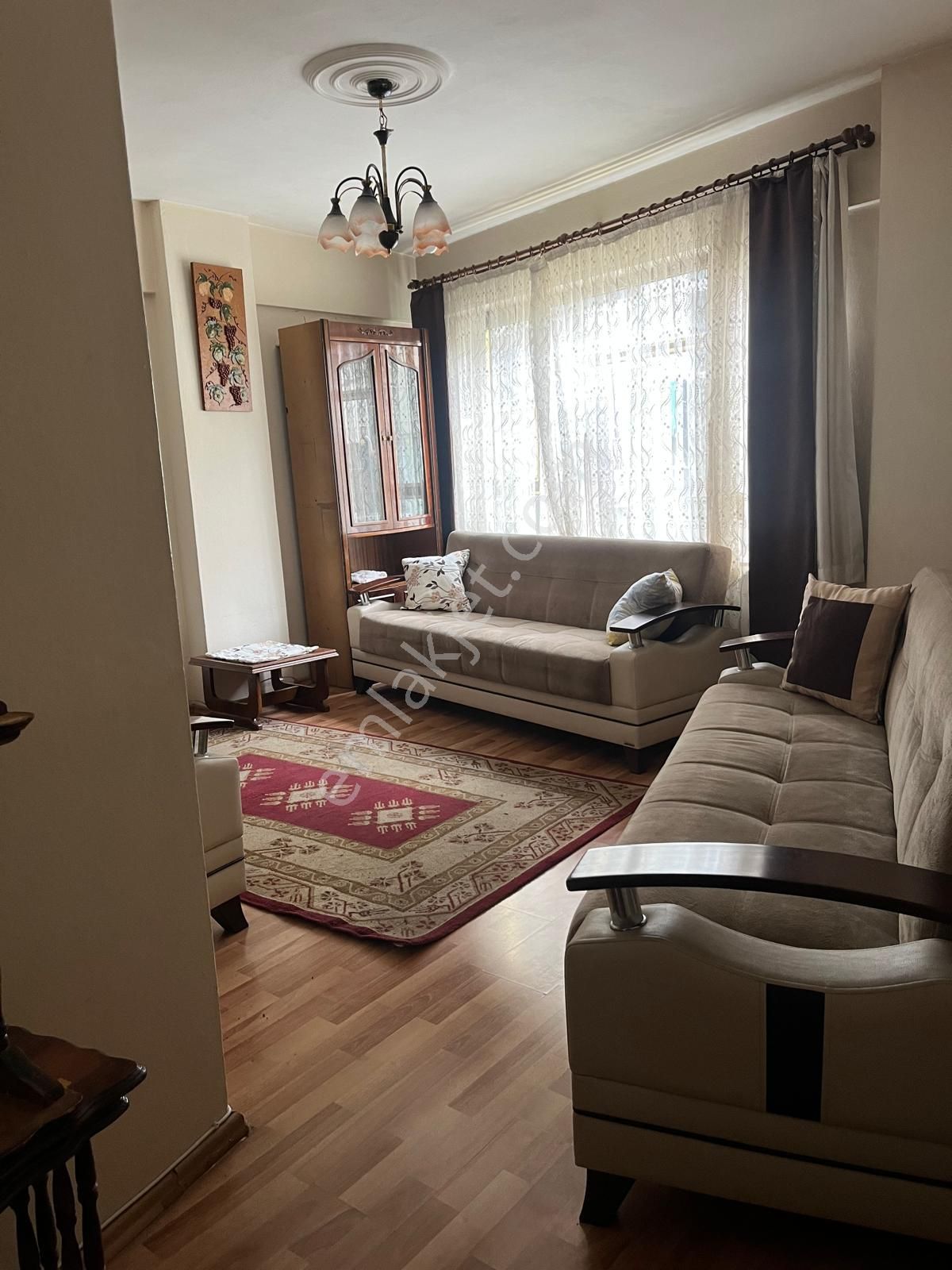 Nidamdan Emirsultanda 2+1 Ara Kat Kombili Daire