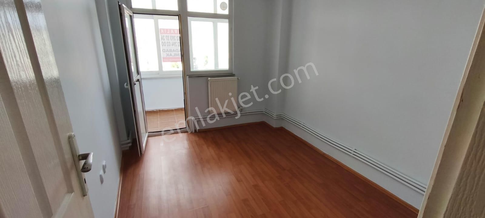 Kağıthane Merkez Hamdiye Sınırında 2+1 Ara Kat Satıık Daire - Görsel 12