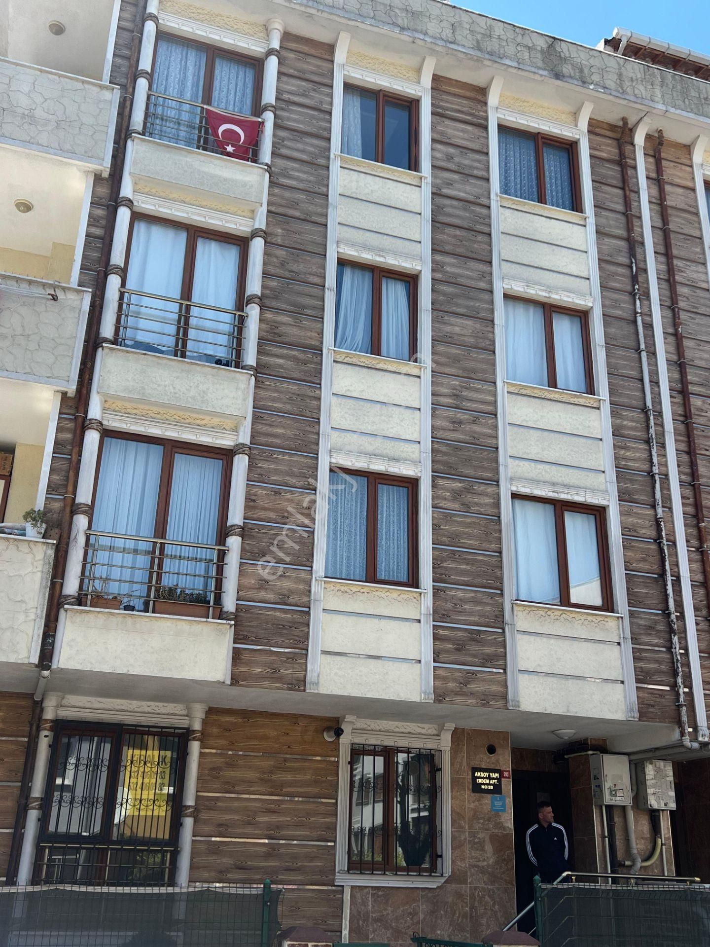İstanbul Sancaktepe Sarıgazi İnönü Mah Kiralık 2+1 Ters Dubleks Daire