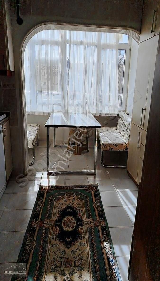 Anafartalar Caddesinde Eşyalı 2+1 Kiralik Daire