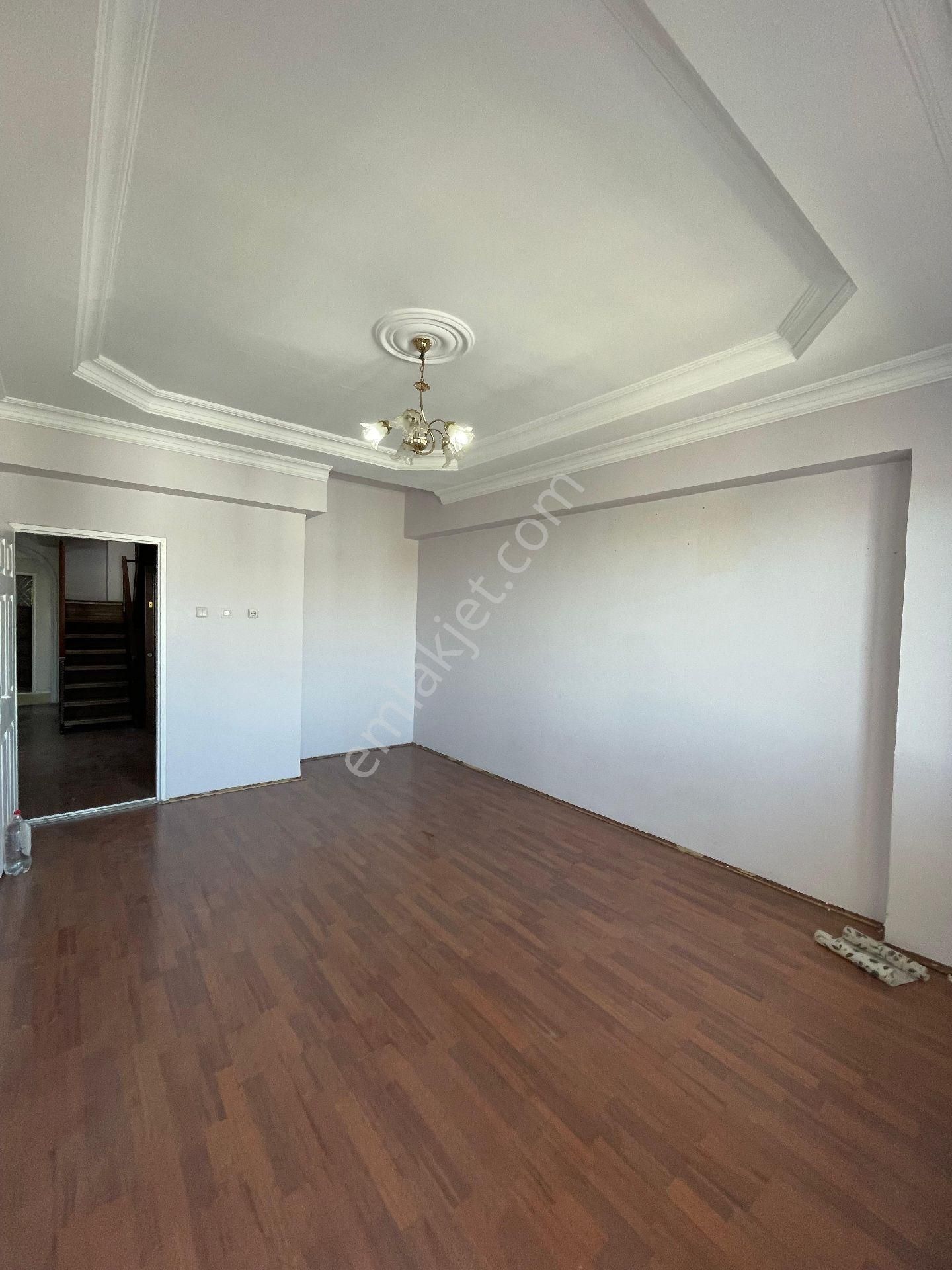 Kayapınar'da Satılık 5+1 Dublex Daire