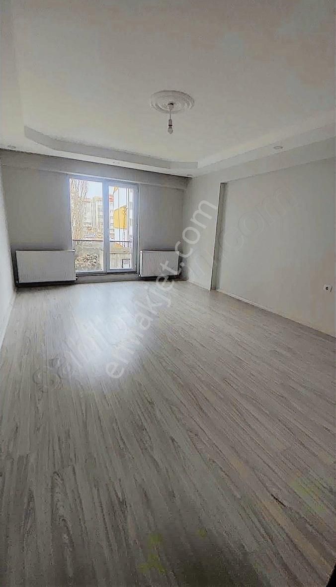 Garanti Emlak'tan Satılık 2+1