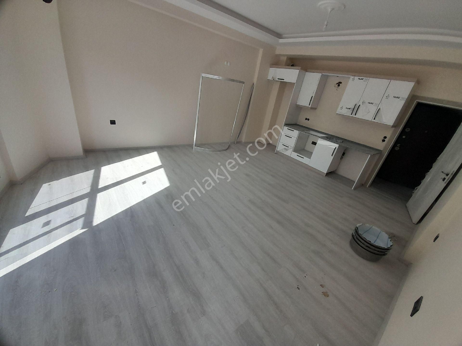 Kuşadası Davutlar'da Ön Cephe 2+1 Daire