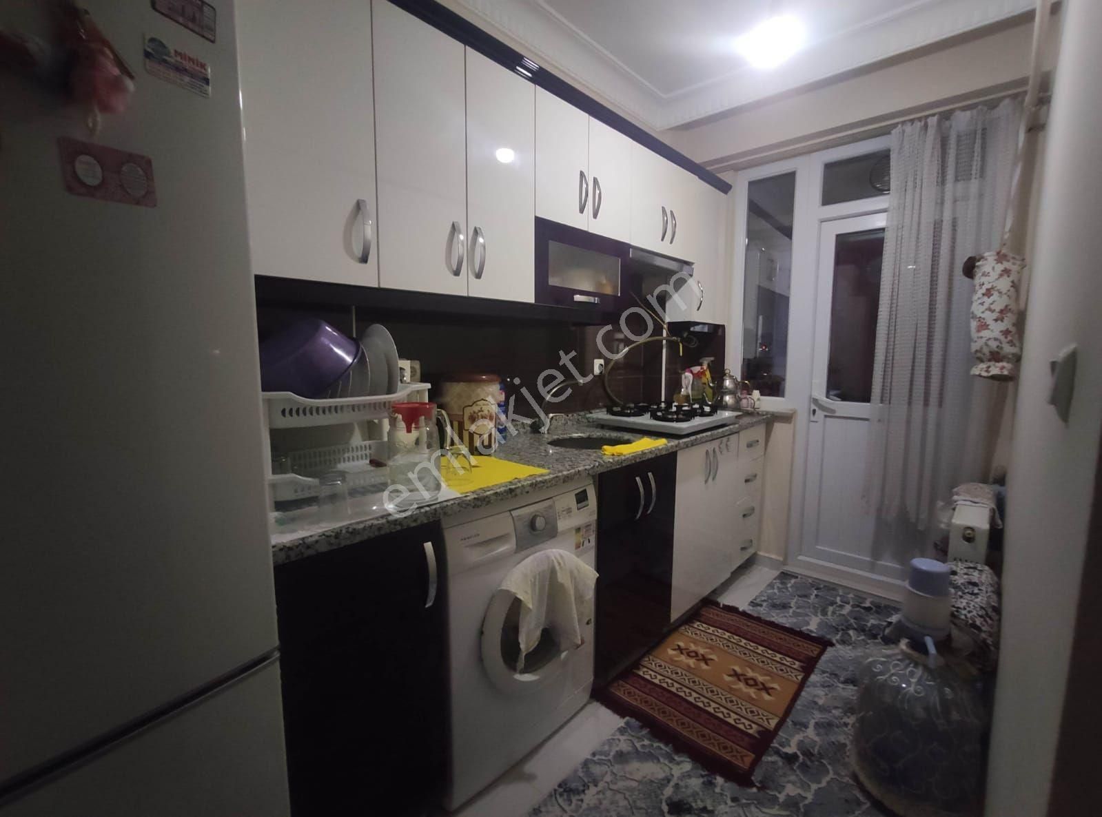 İkitelli Mehmet Akif De Satılık 1+1 Yüksek Giriş Daire
