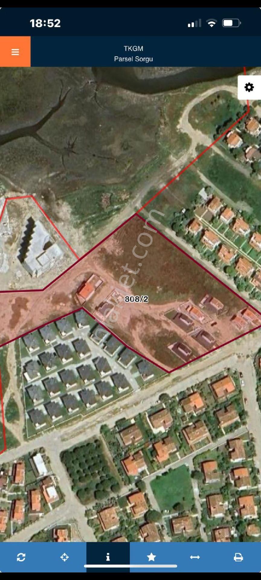 Ayvalıkta İmarlı Villa Arsası