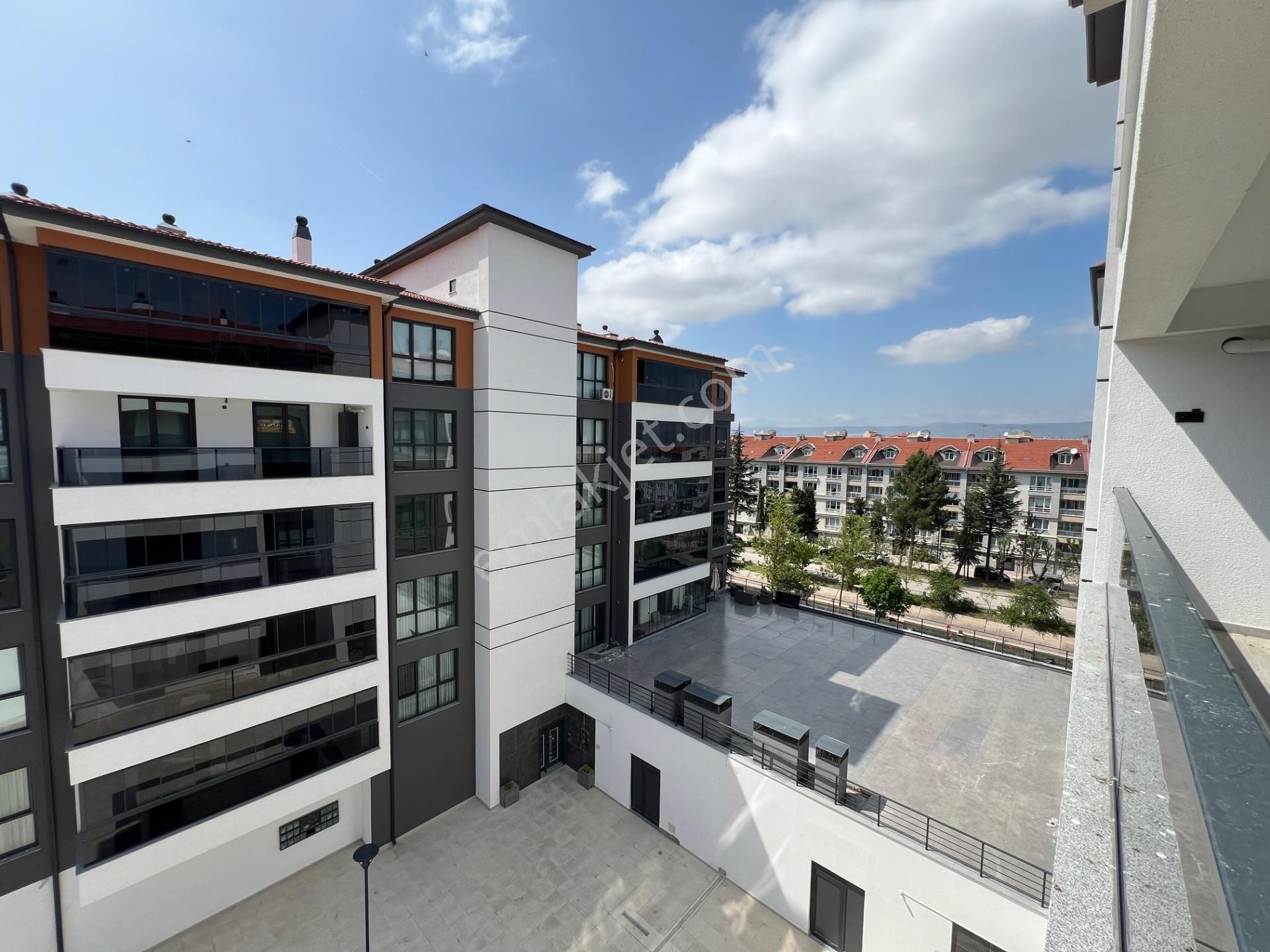 [nova] Gökmeydan Mh. Akıllı Ev - Lüks Site İçi 3+1 Ara Kat