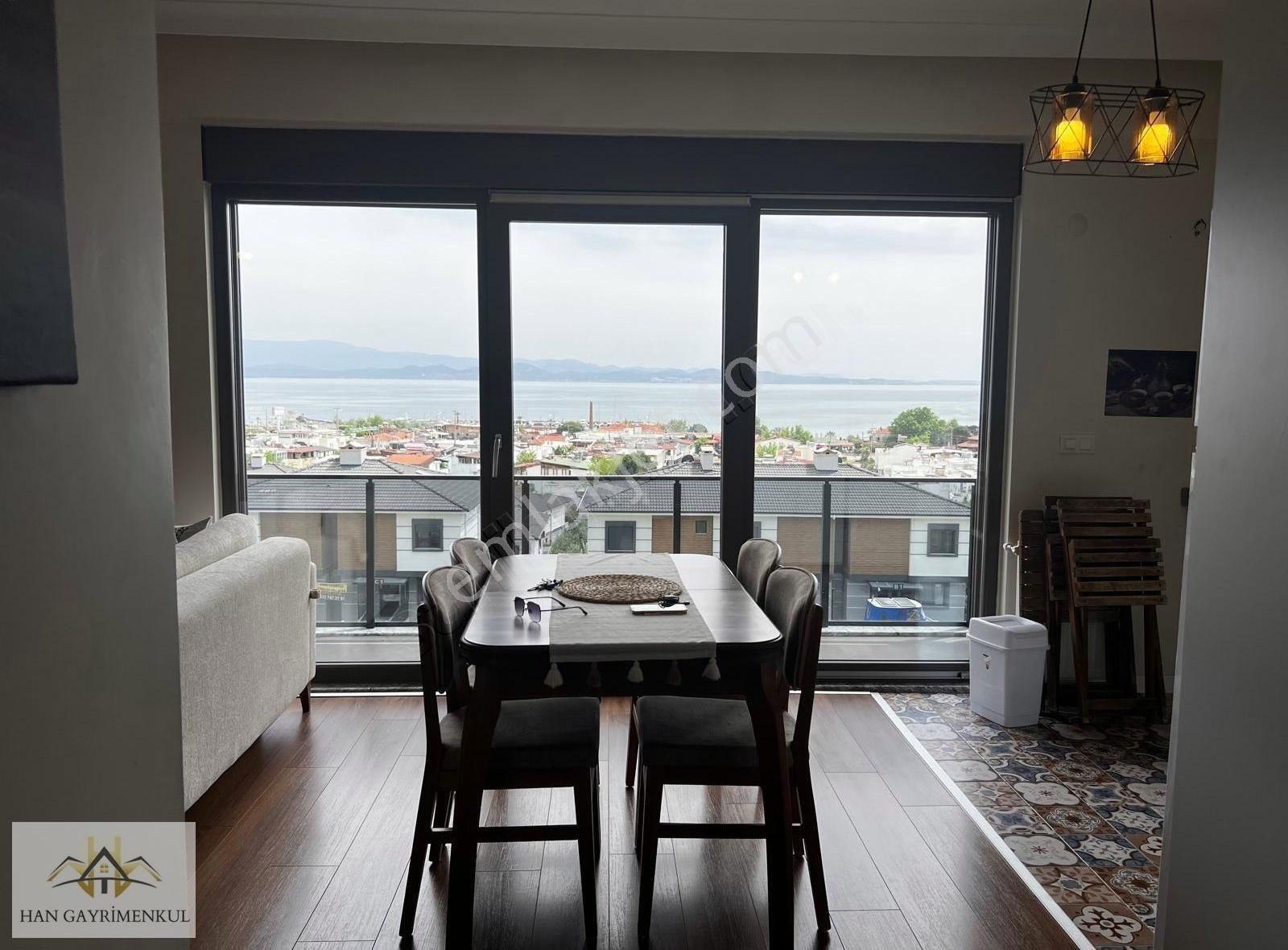 Han Gayrimenkul'den Güre'de Deniz Manzaralı Lux 3+1 Dubleks