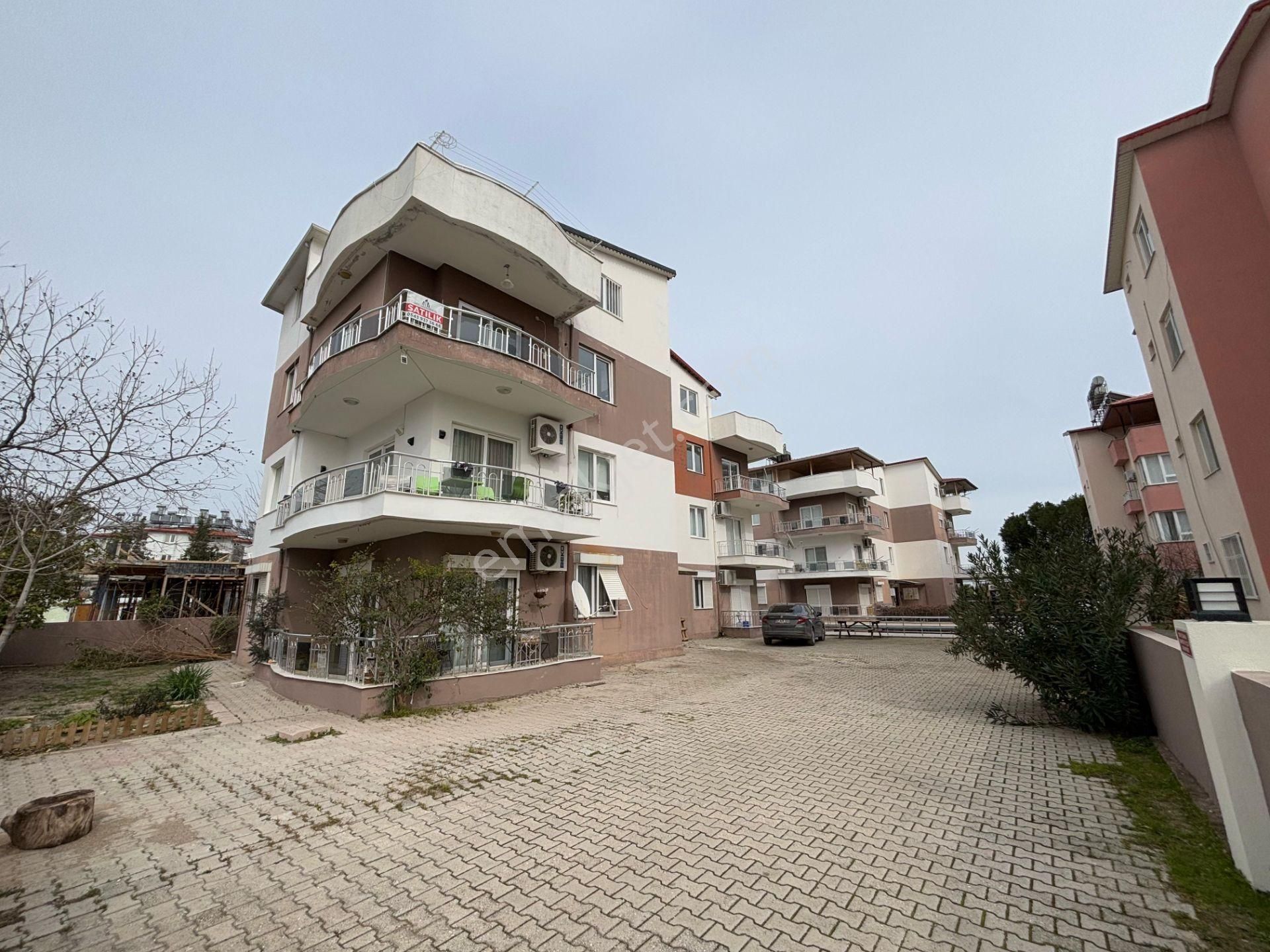 Usta Gayrimenkul'den Havuzlu Site İçerisinde Satılık Dubleks