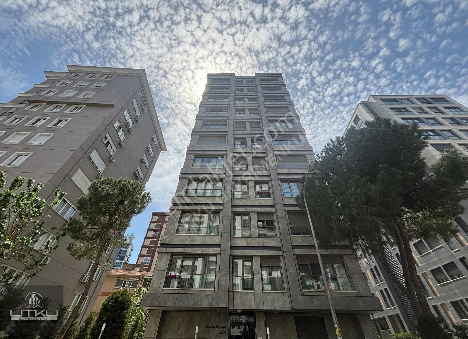 Utku'dan Suadiye Kavisli Sok. 95 M² Net 3+1 Satılık Daire
