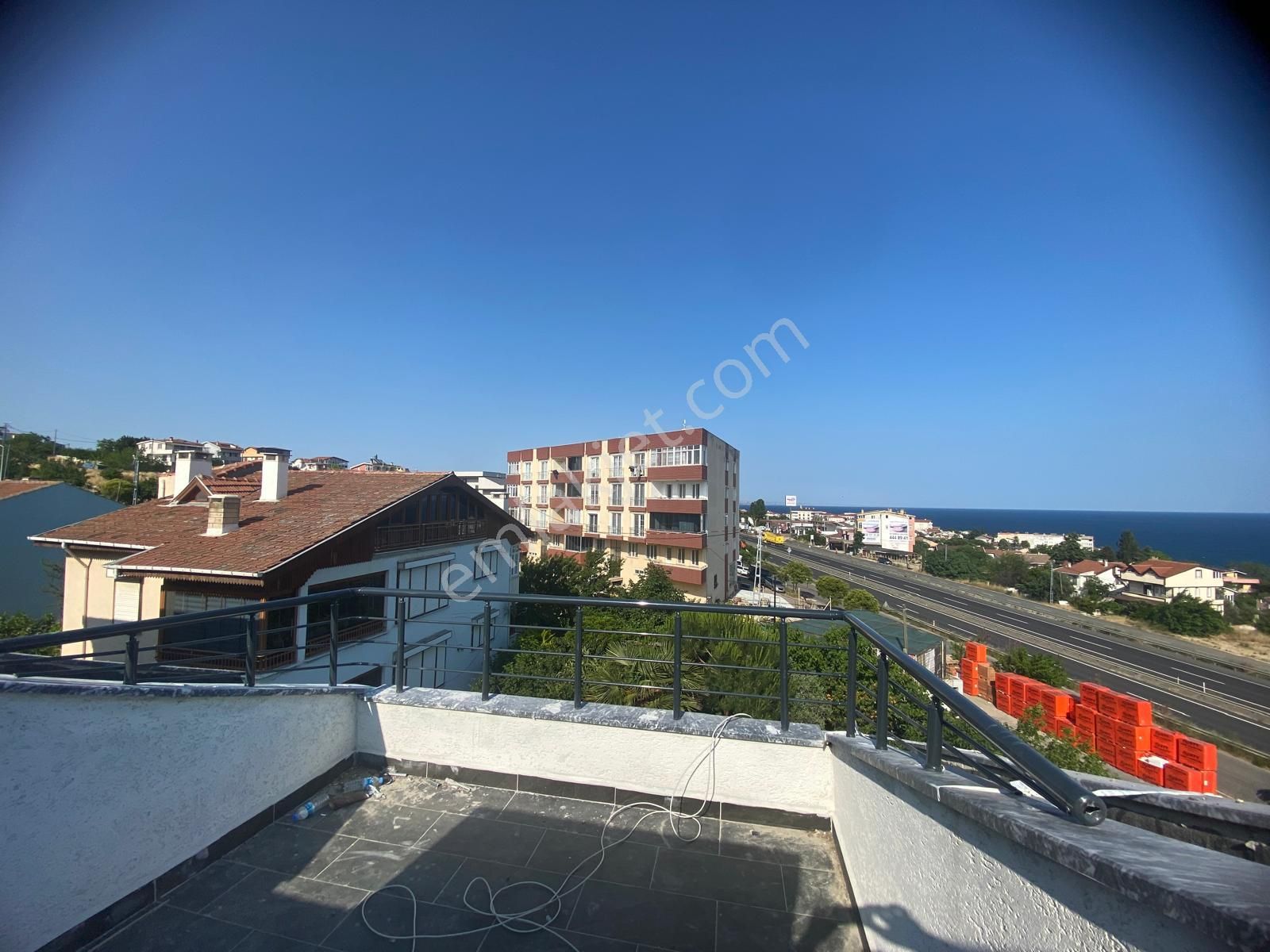 Gümüşyakada Deniz Manzaralı Satılık Sıfır Lüks Havuzlu Villa