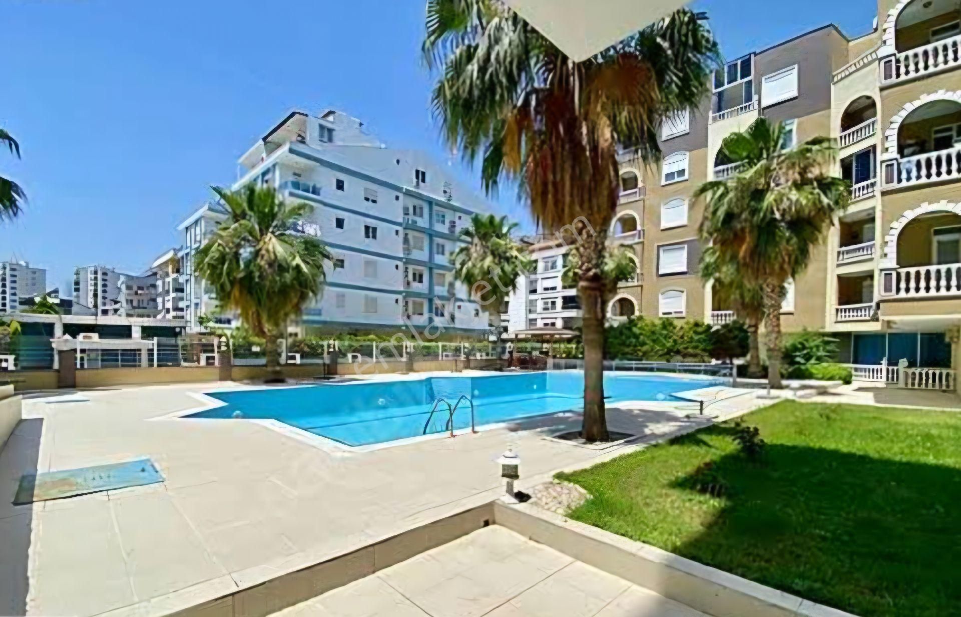 Hurma Lüks Residence 1+1 Eşyalı Açil Ve Kapalı Havuz Kapali Otopark