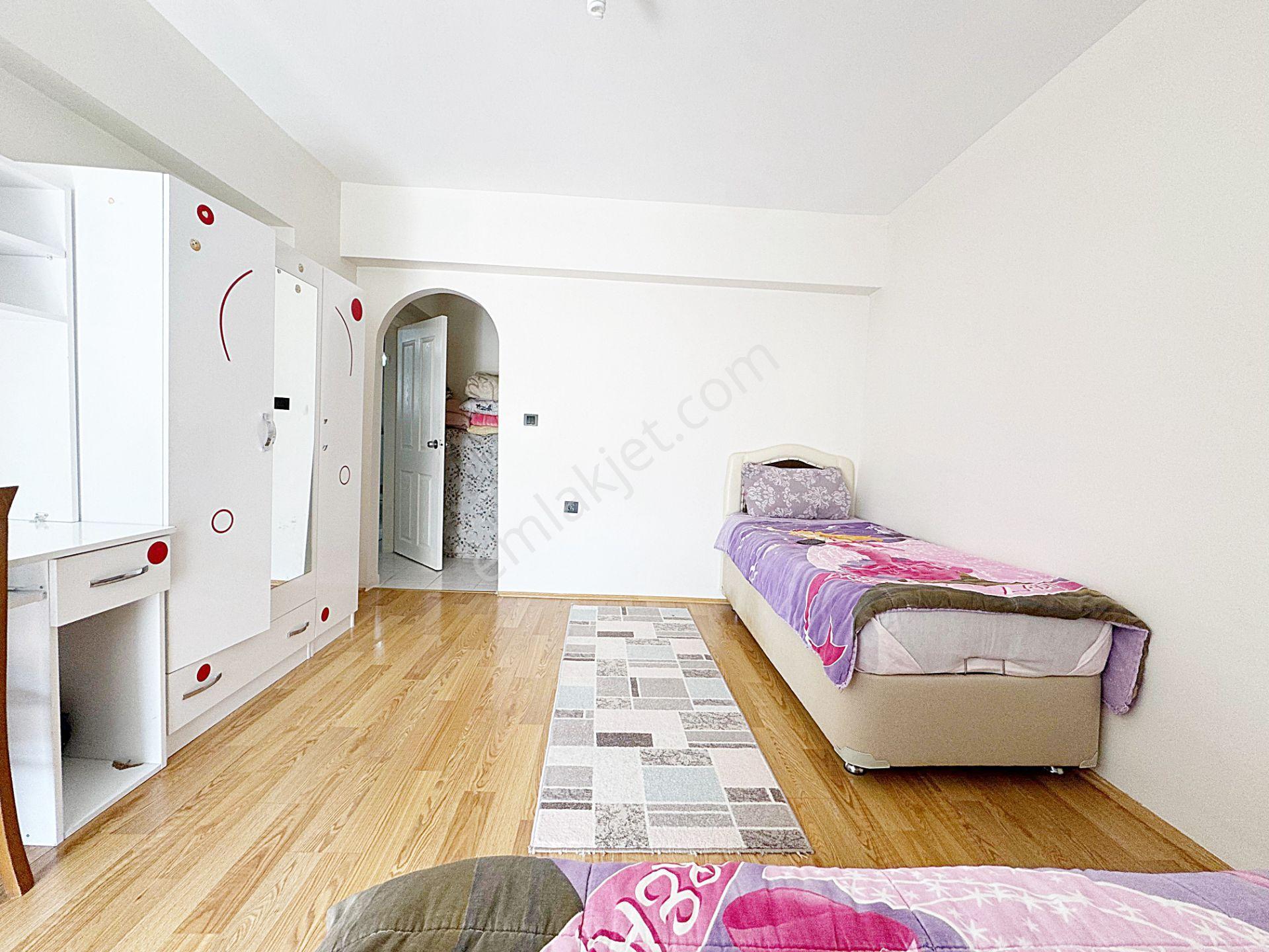 Keçiören Kafkaslarda Site İçinde 8.katta Güney Cephe 3.5+1 Daire - Görsel 15