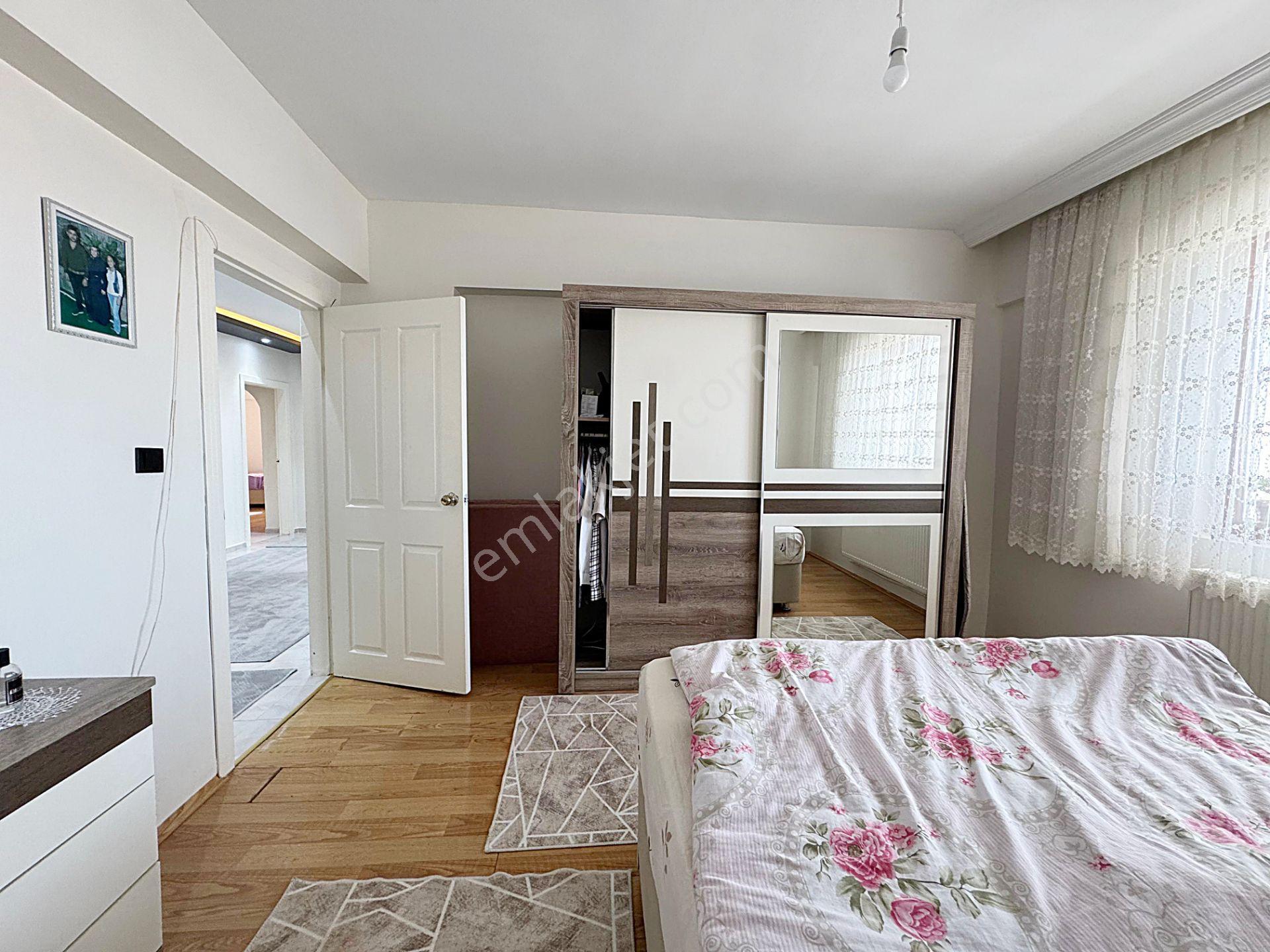 Keçiören Kafkaslarda Site İçinde 8.katta Güney Cephe 3.5+1 Daire - Görsel 25