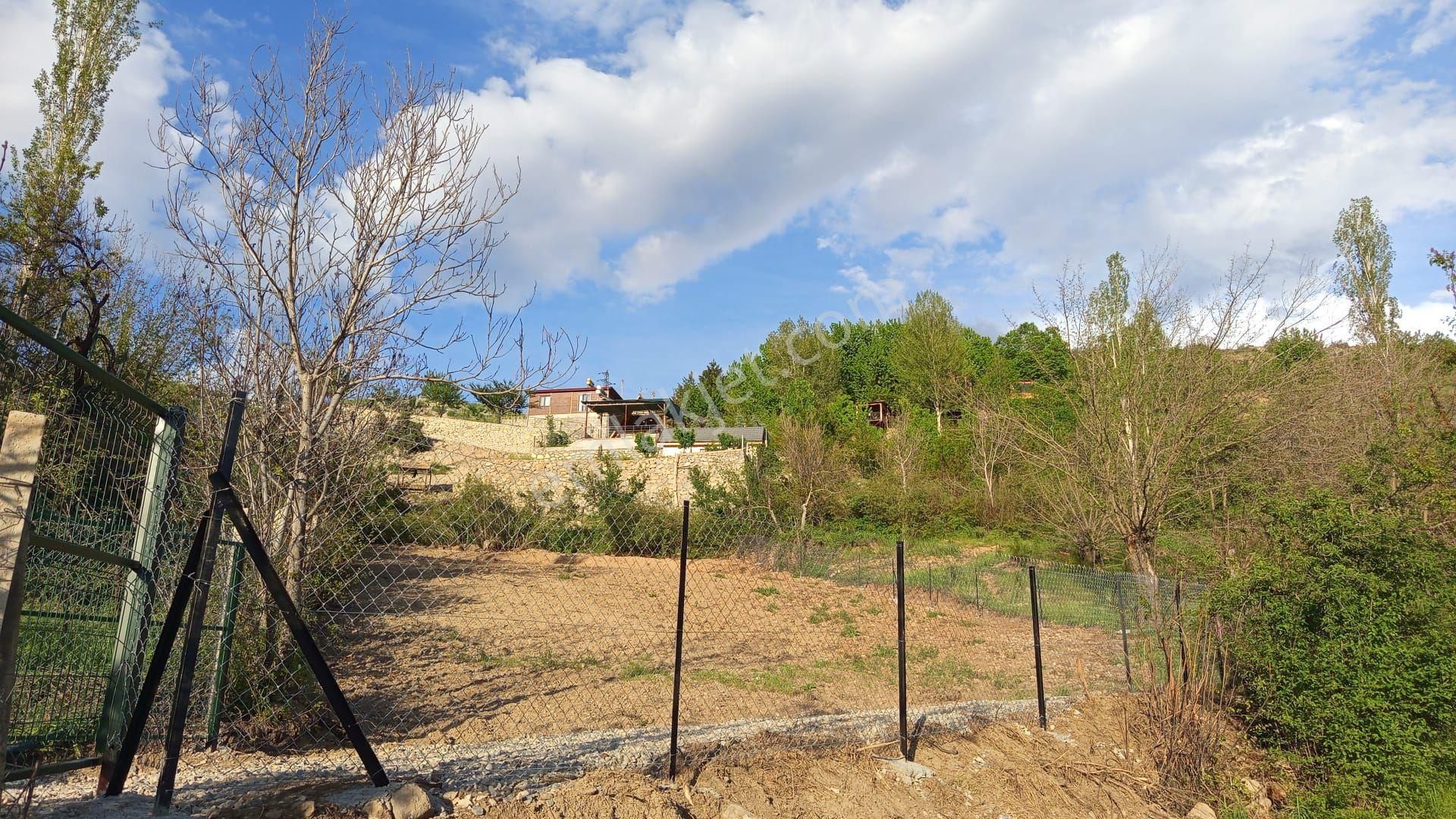 Gündüzbeyde İyi Konumda Net 927 M² Villa İmarlı Arsa