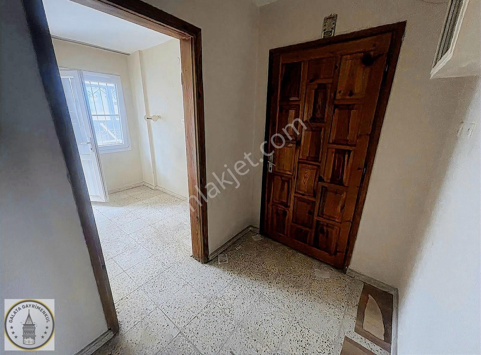Çeltikçi Mahallesinde 3+1 Kapalı Mutfak Daire