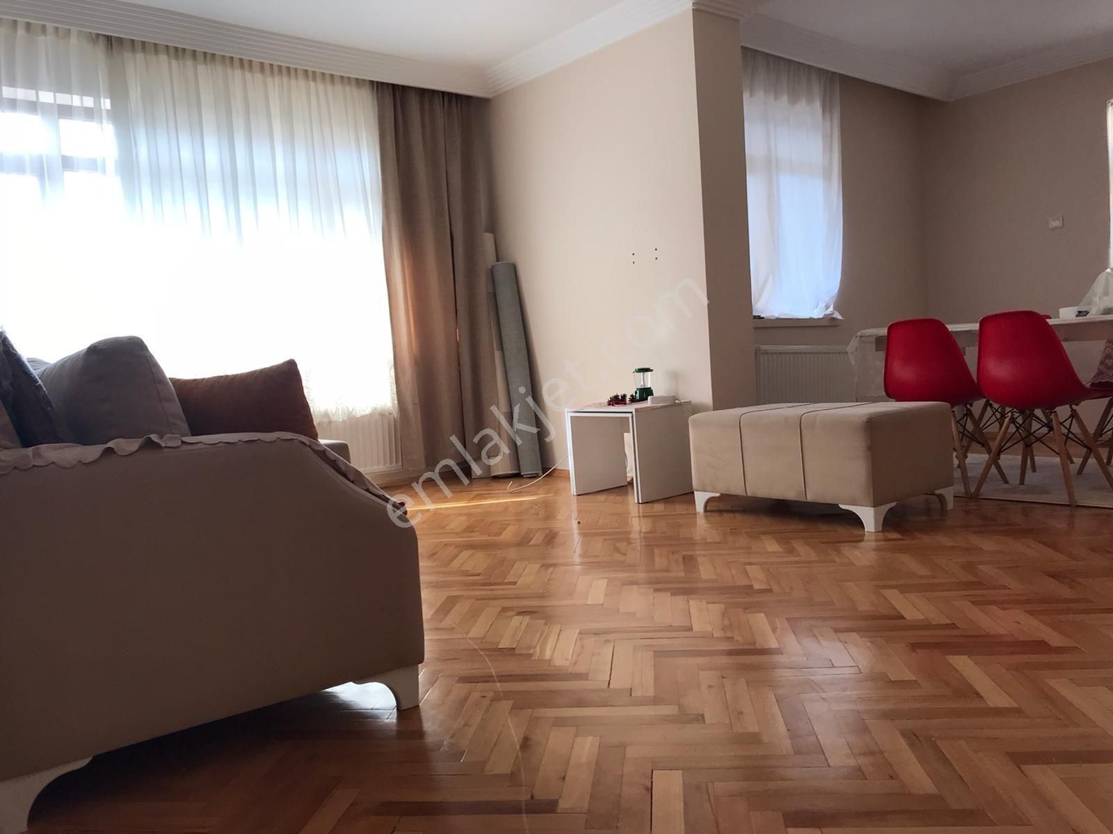 Barışyolu Caddesinde 4+1 Teraslı Satılık Dubleks Daire