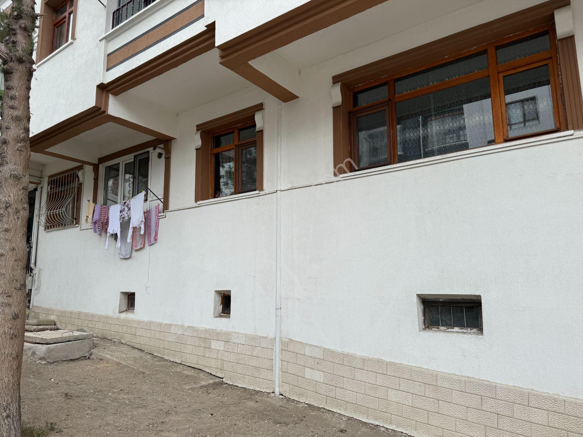 Etimesgut Piyade , Satılık, Yüksek Giriş 2+1 Daire Güney, Gimsa Yanı Giriş Daire İsteyenlere Harika
