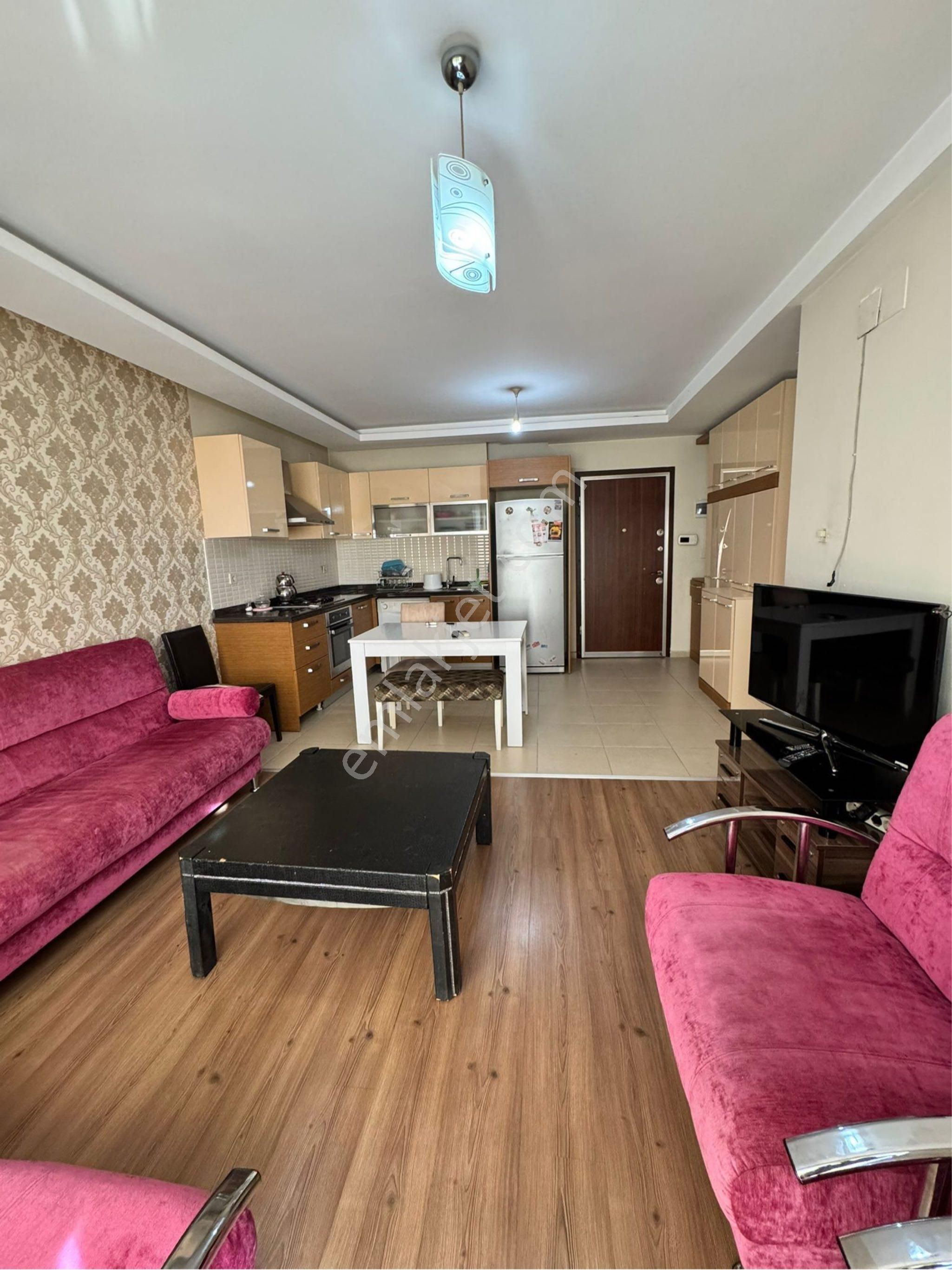 Türkmenbaşı Bulvarı’nda Full Eşyalı Lüks 2+1! Site İçi, Hem Şık Hem Merkezi!