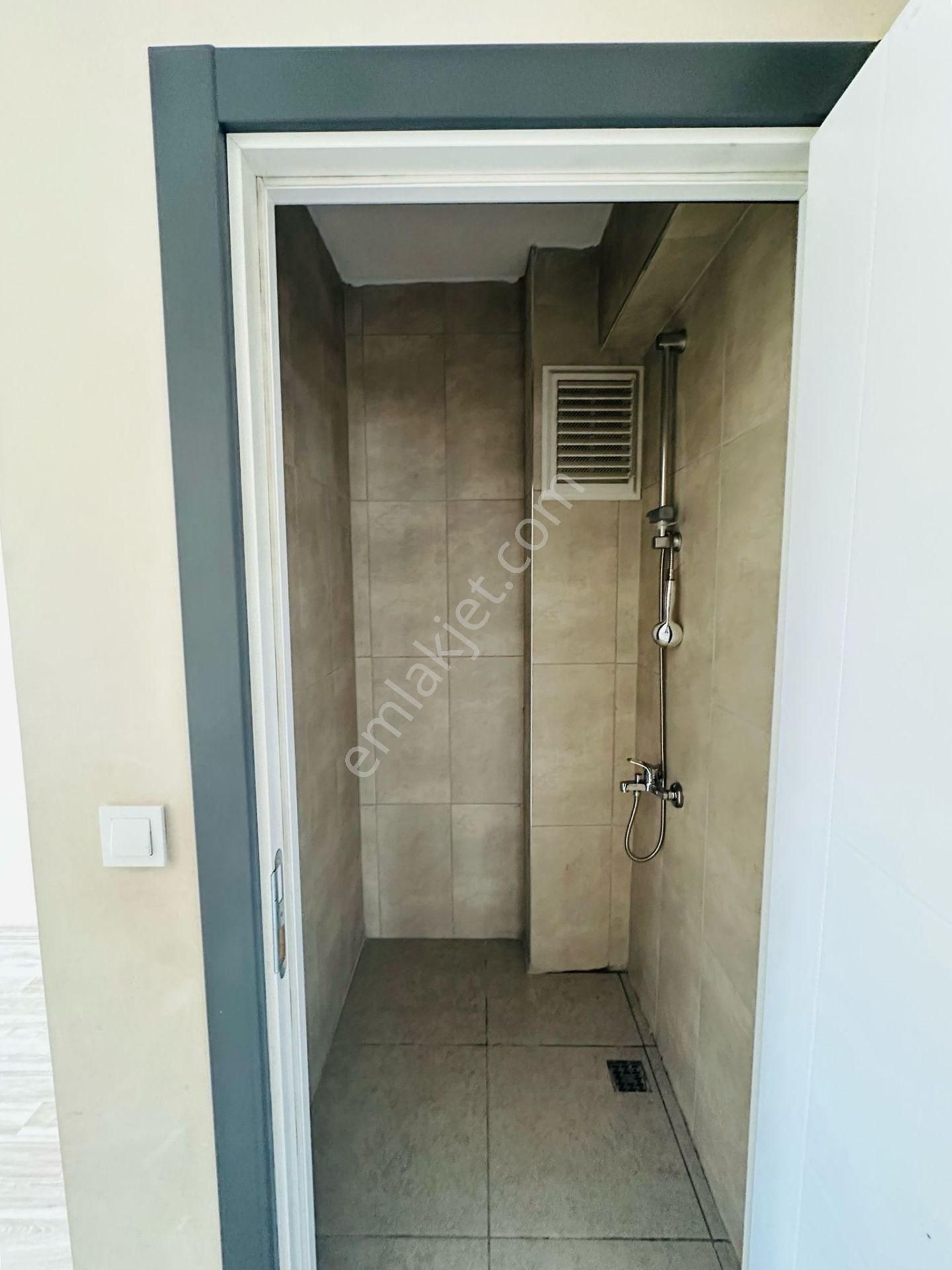 Battalgazi Mahallesinde Asansörlü Ebeveyn Banyolu 3+1 Ara Katta Full Yapılı Satılık Daire !! - Görsel 22