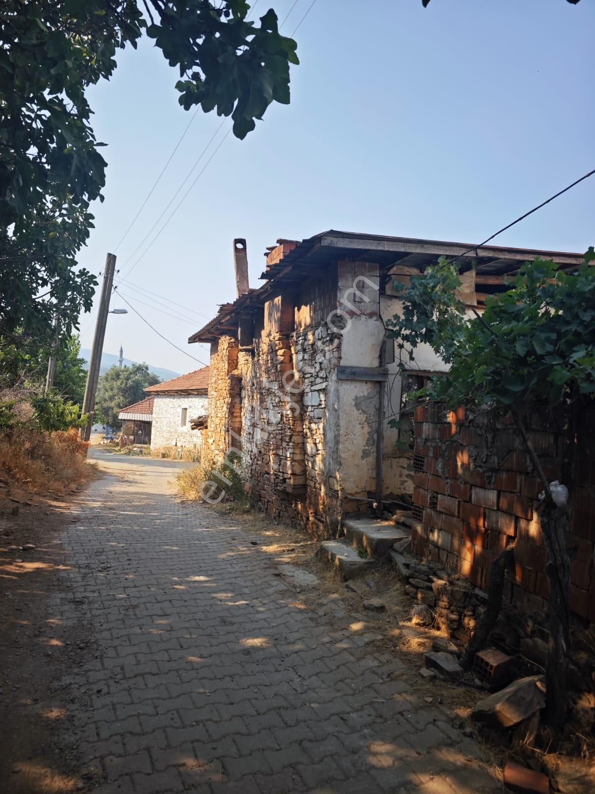 Antika Gayrimenkul'den Ödemiş Kerpiçlik Mah.satılık Müstakil Ev - Görsel 3