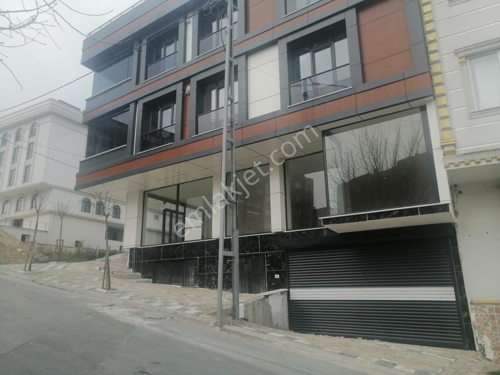 Arnavutköy De Kiralık Dükkan