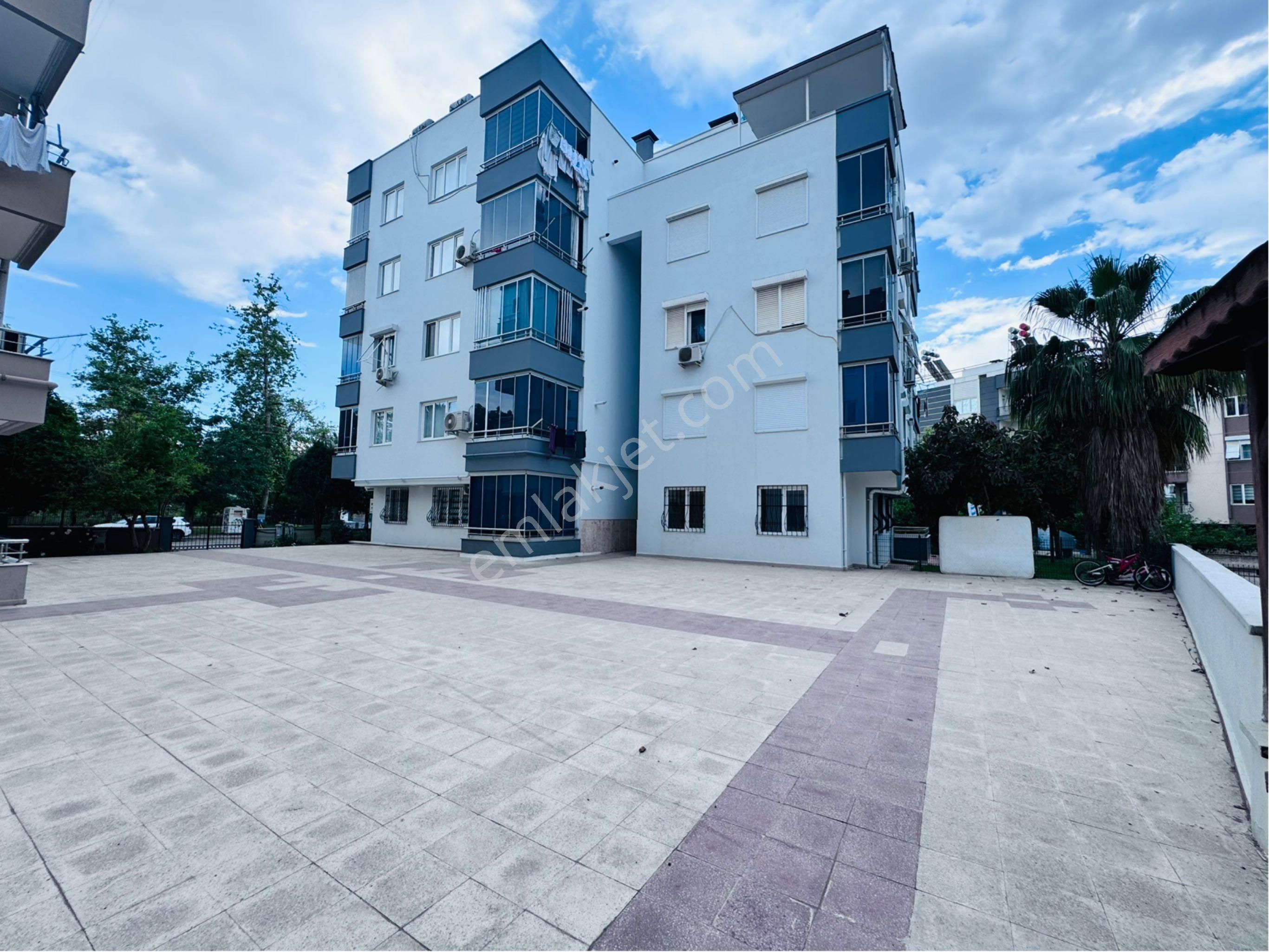 Kızıltoprak'ta Site İçinde 3+1 Satılık Daire │antalya Net